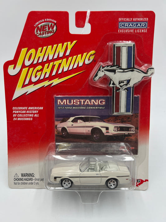 Johnny Lightning Mustang Series #16 1973 Ford Mustang Convertible 222C