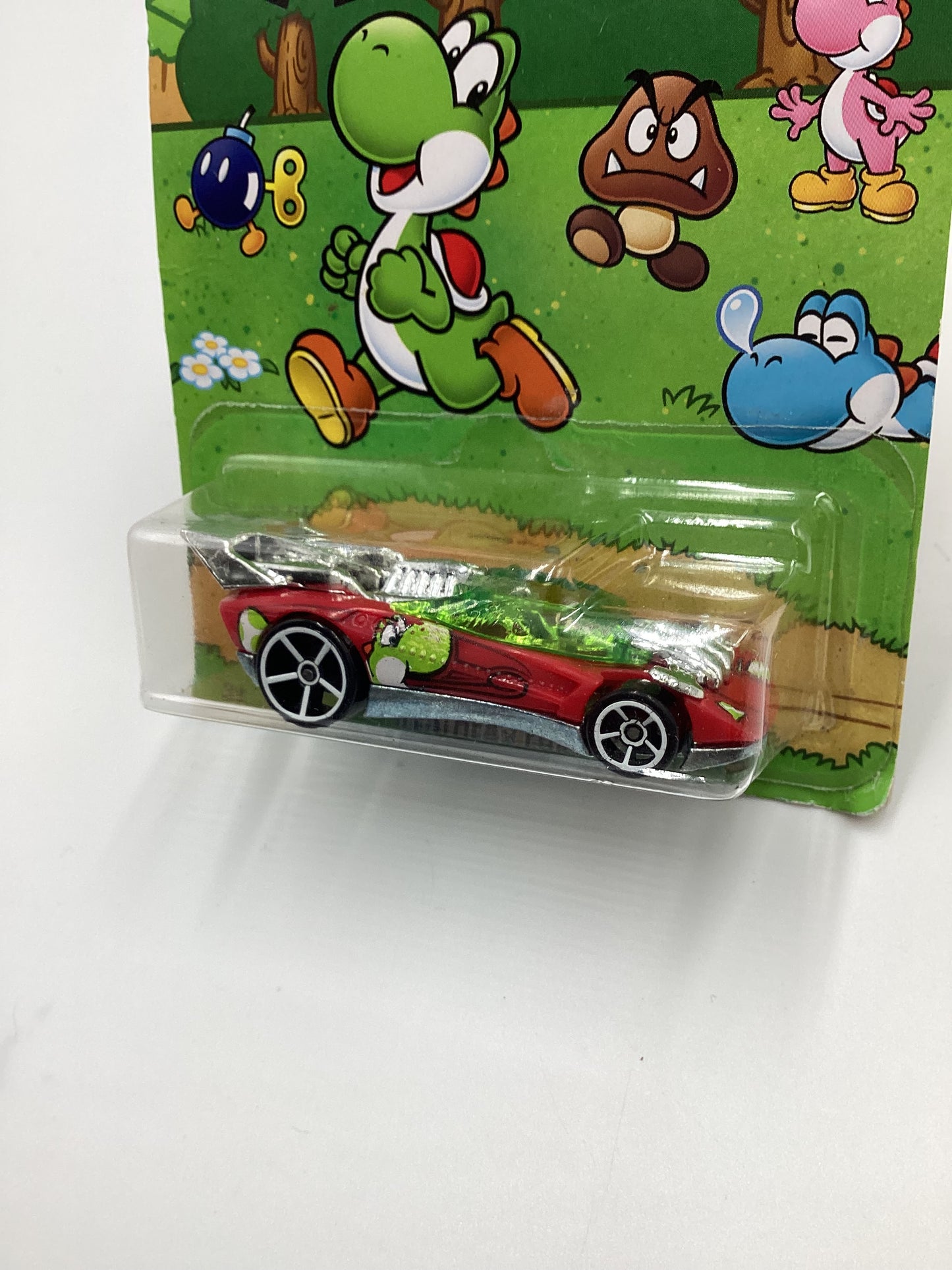 2016 Hot Wheels Super Mario #7 Flathead Fury Red Yoshi 157A