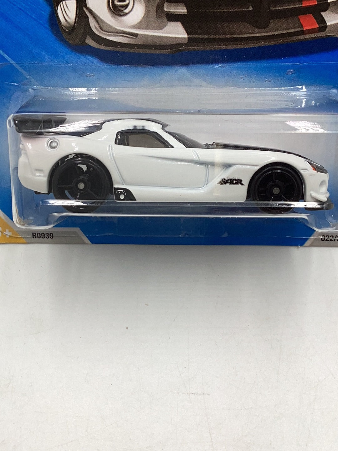 2010 Hot wheels #22 08 Viper Str10 ACR white 59D