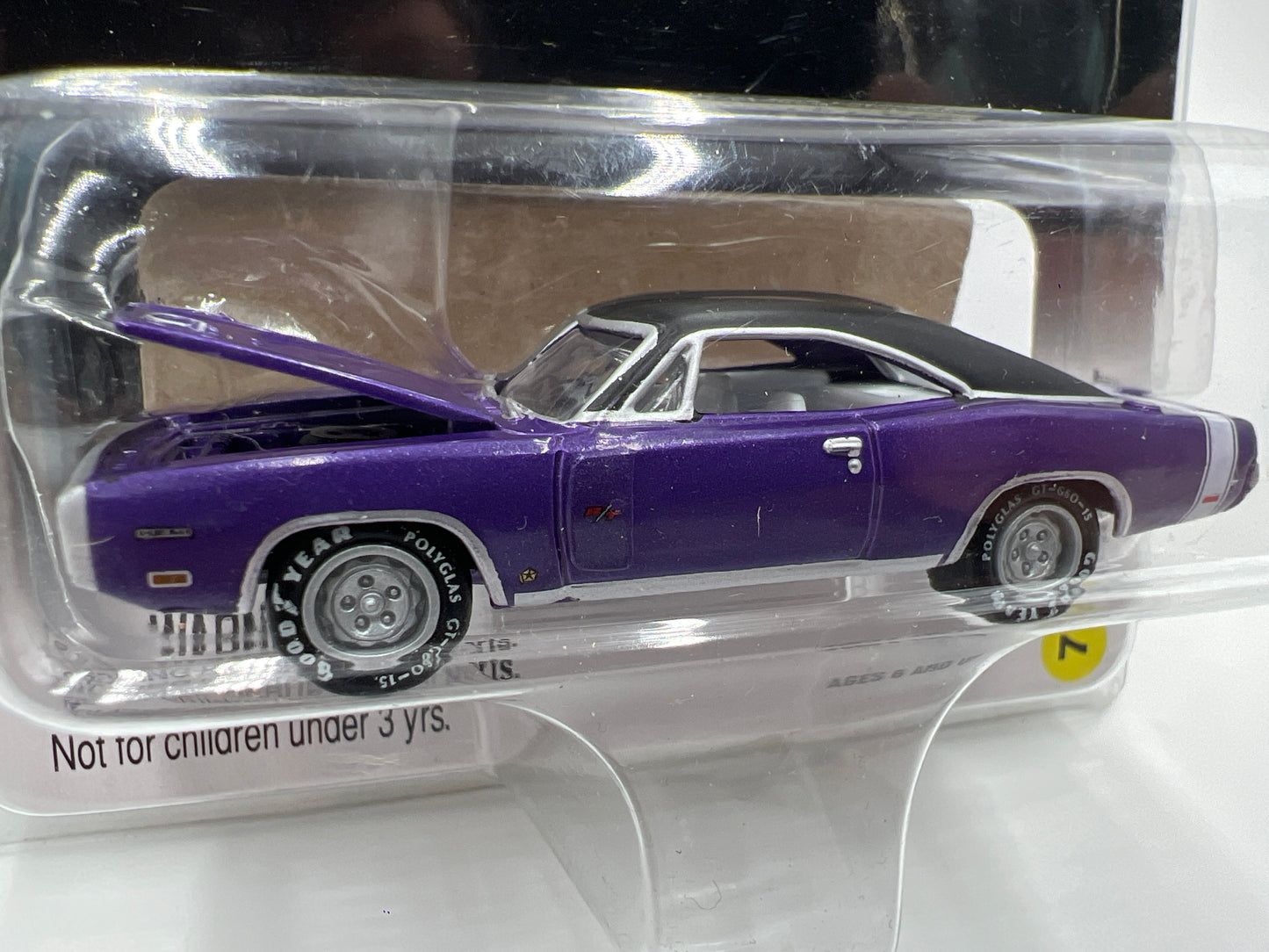 Johnny Lightning Gold Series Muscle Cars #7 1970 Dodge Charger R/T Purple 221A
