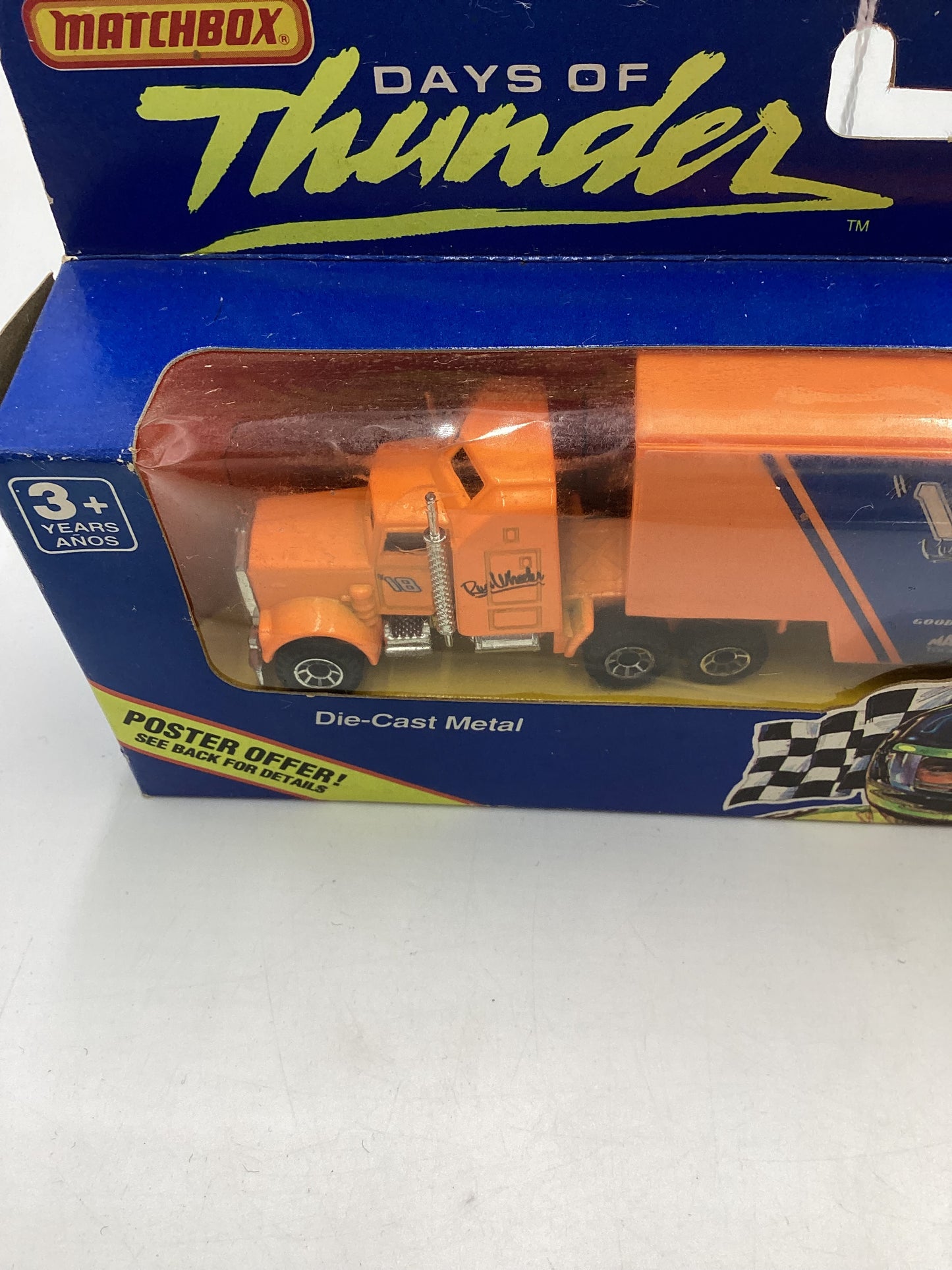 Matchbox Days of Thunder #32560 Team Transports Hardees SR