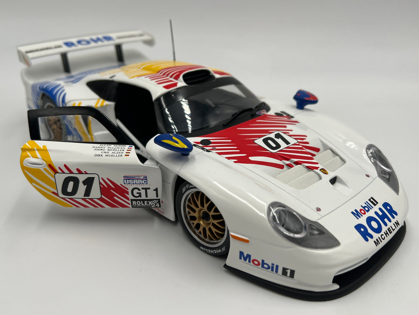 UT Models 1:18 Scale Loose Porsche 911 GT1 #01 Rohr Daytona 1998 Winner