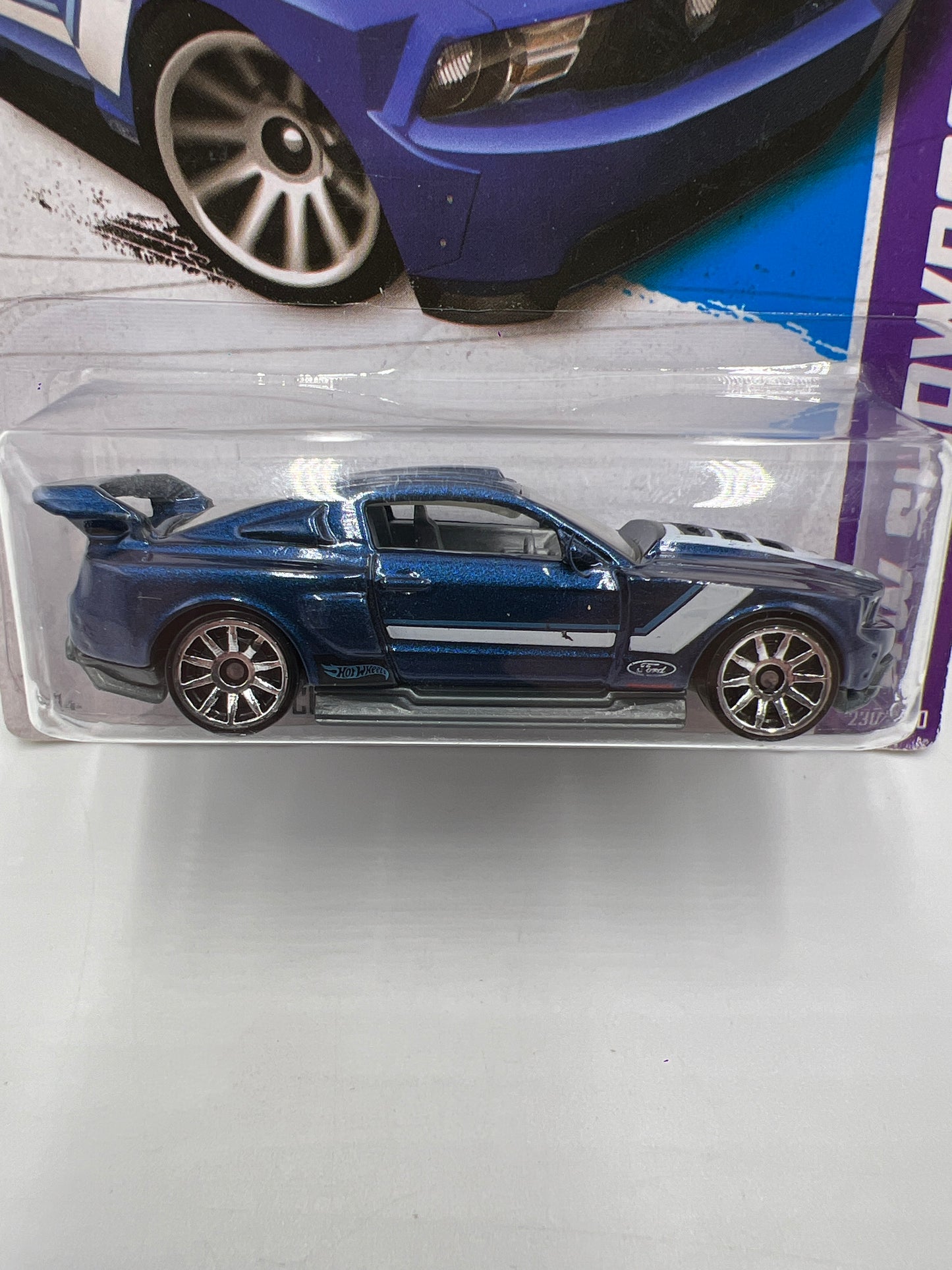 2013 Hot Wheels Showroom #230 Custom 12 Ford Mustang Blue 33D