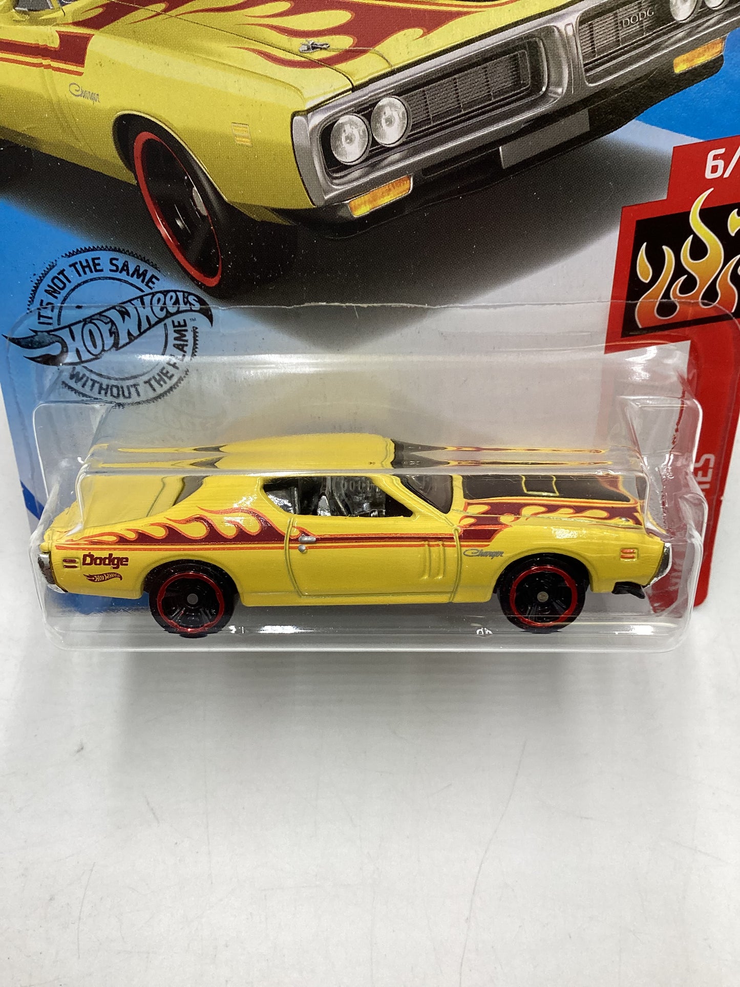 2020 Hot Wheels #188 71 Dodge Charger (Small Crease) 51E