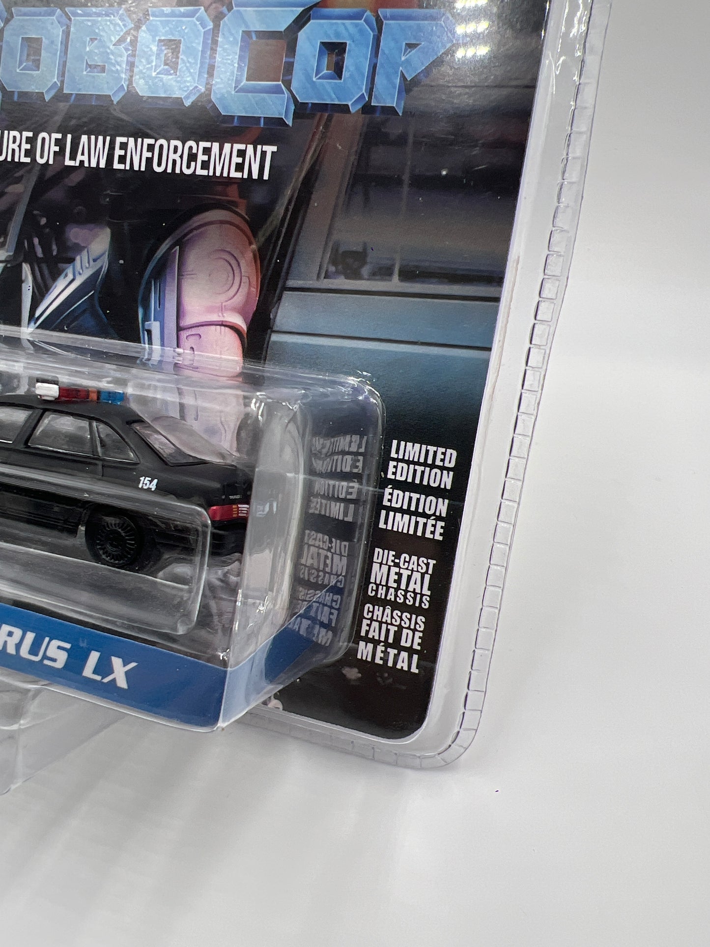 Greenlight Hollywood Series 34 Robocop 1986 Ford Taurus LX Black 177C