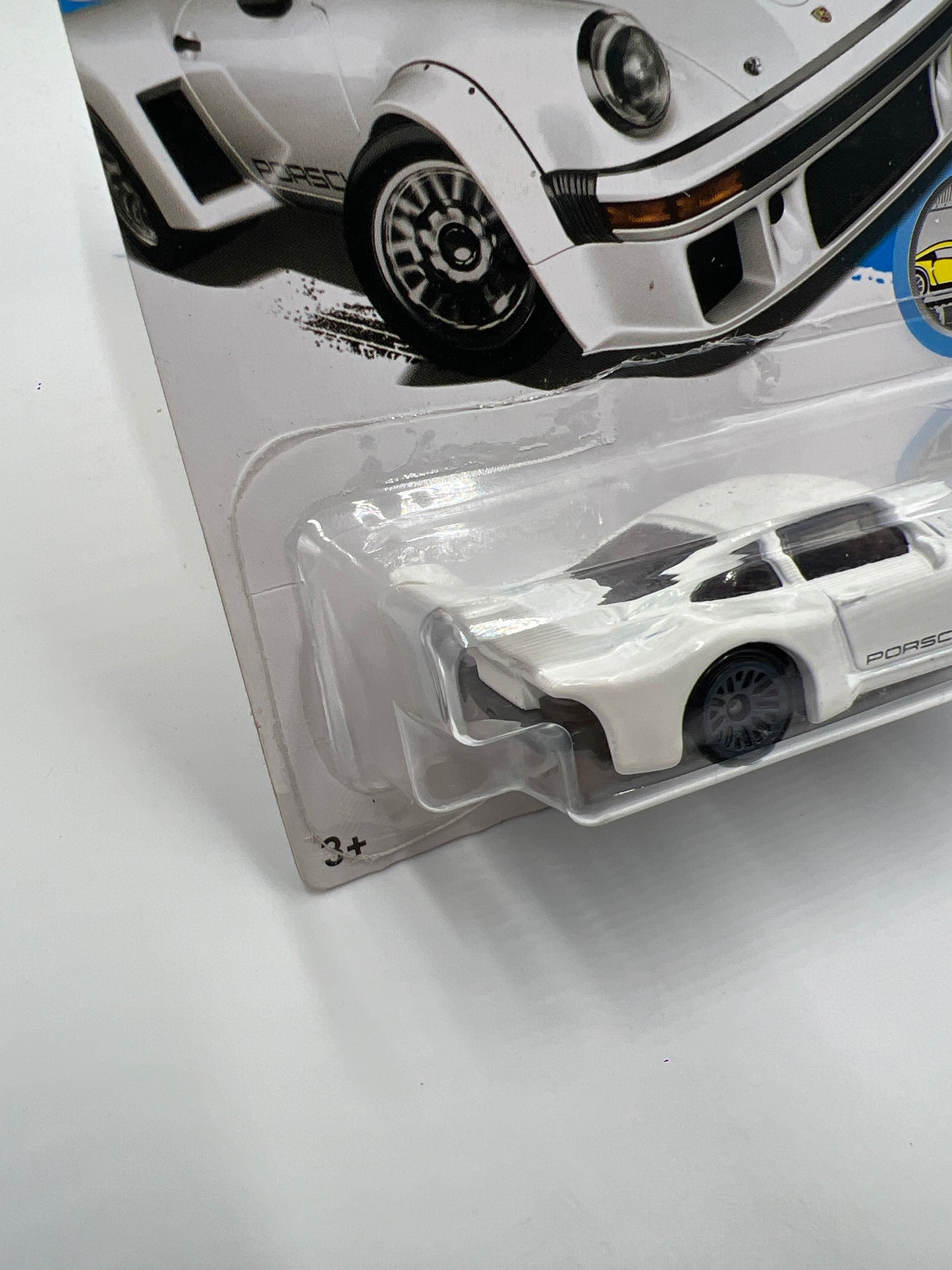 2017 Hot Wheels Factory Fresh #153 Porsche 934.5 White 100B