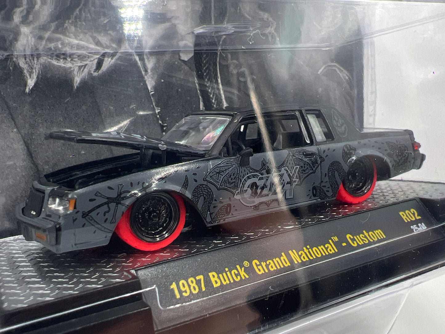 M2 Machines R02 CHASE Rock Legends Ozzy Ozbourne 1987 Buick Grand National Custom