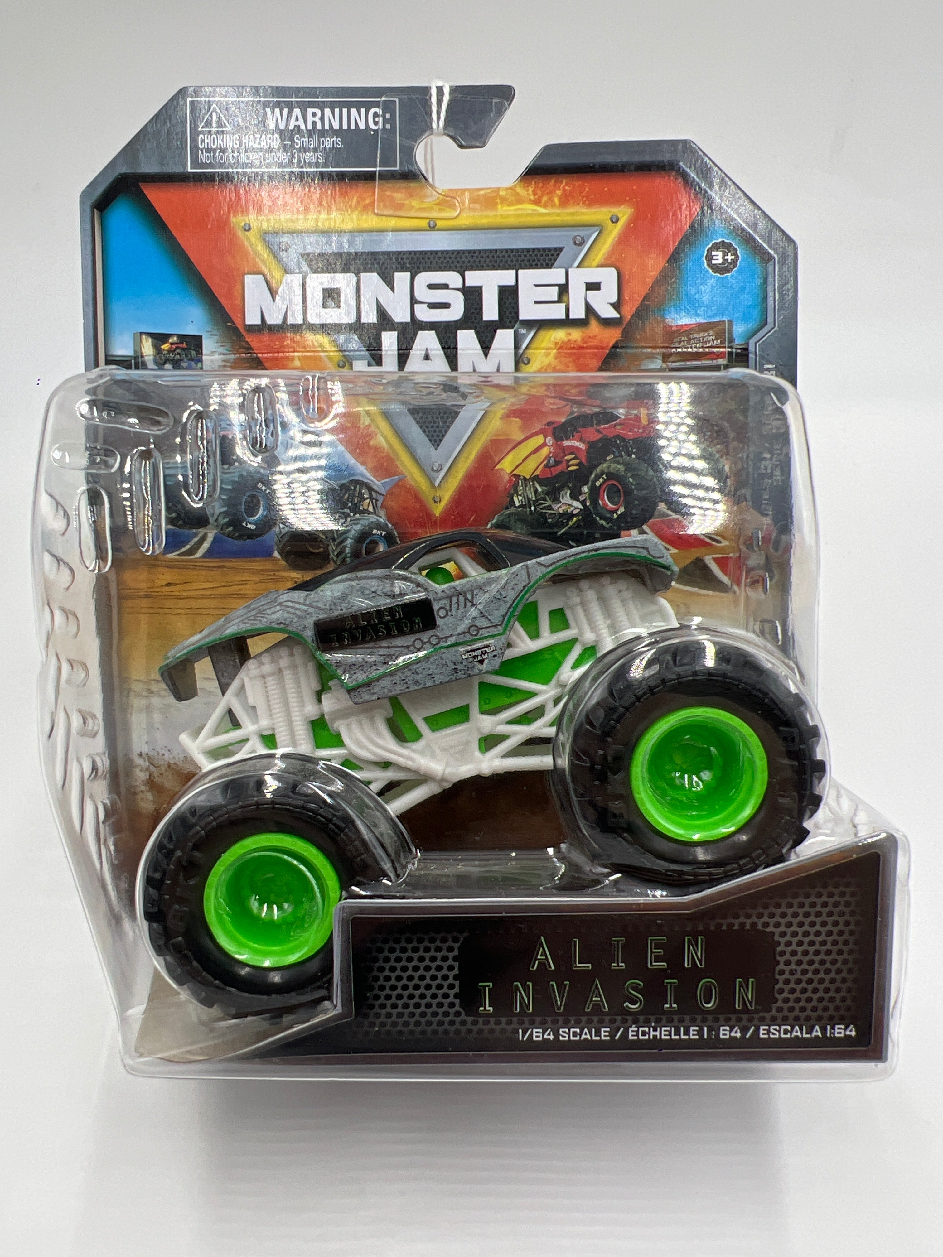 Monster Jam Series 31 Alien Invasion 129D – carolinasdiecast