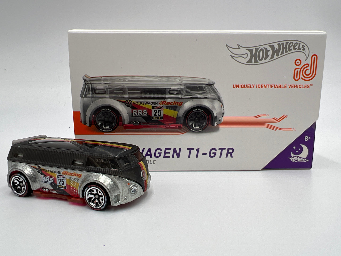 Hot Wheels iD Nightburnerz Series 1 #5 Volkswagen T1-GTR Silver
