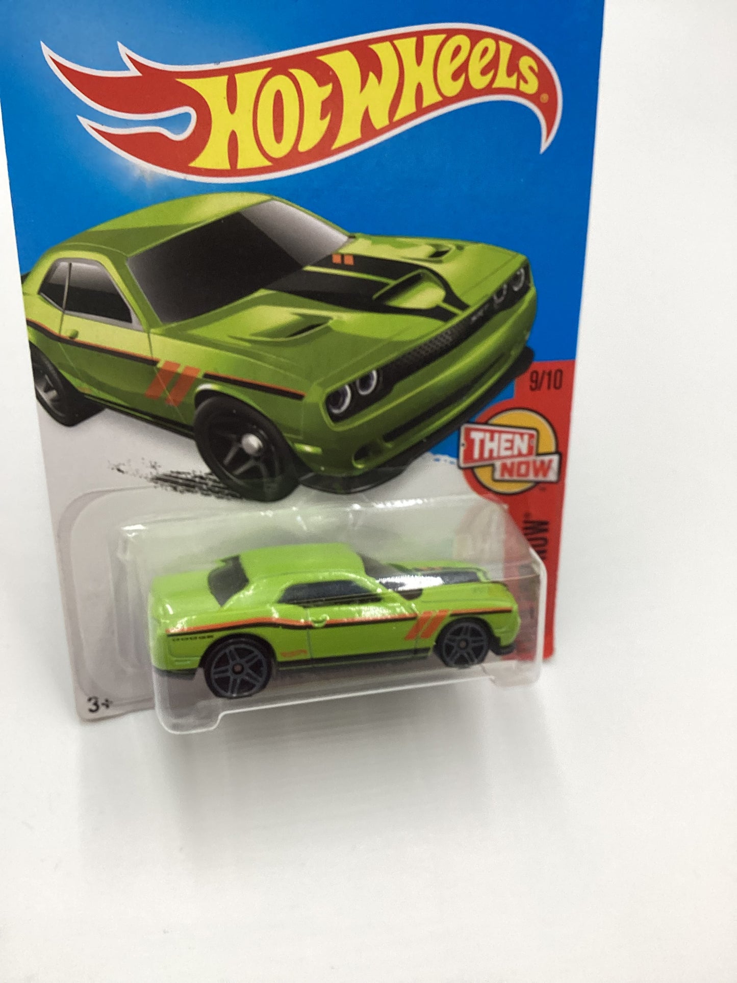 2016 Hot Wheels #109 15 Dodge Challenger SRT Green Kmart Exclusive 234E