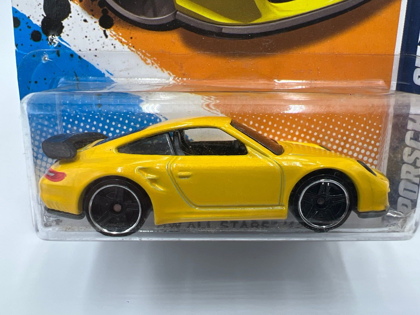 2012 Hot Wheels All Stars #124 Walmart Exclusive Porsche 911 GT2 Yellow W/Protector VHTF Bad Card
