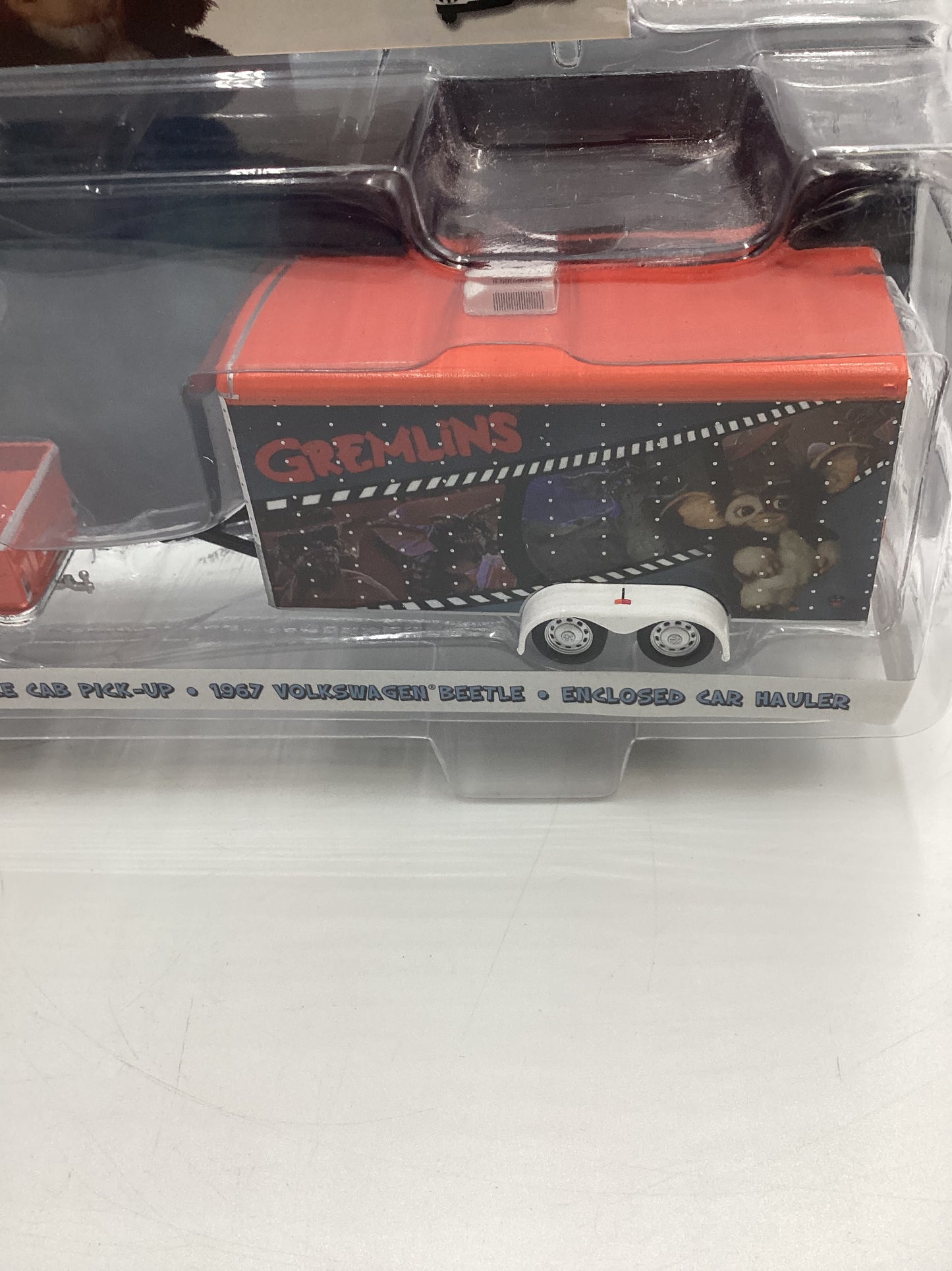 Greenlight Hollywood Hitch and Tow Gremlins 1972 Volkswagen T2 Type 2 Double Cab Pick Up 1967 Volkswagen Beetle Orange Blister Damage
