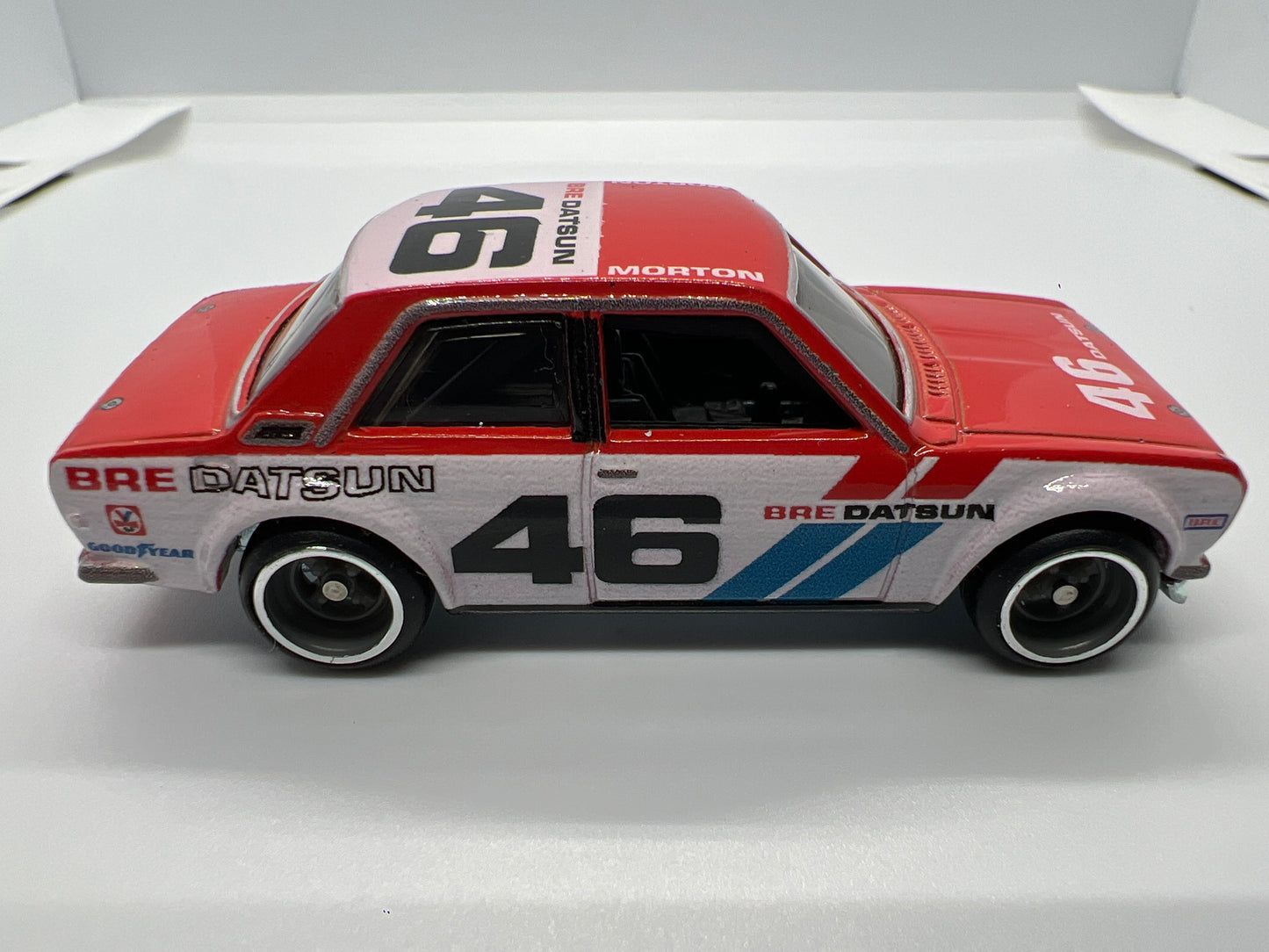 Hot Wheels 1/64 Premium Target 2 Pack Exclusive Datsun Bluebird 510 Red/White BRE Loose