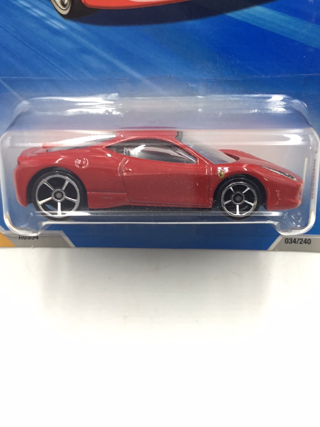 2010 Hot Wheels #34 Ferrari 458 Italia with protector