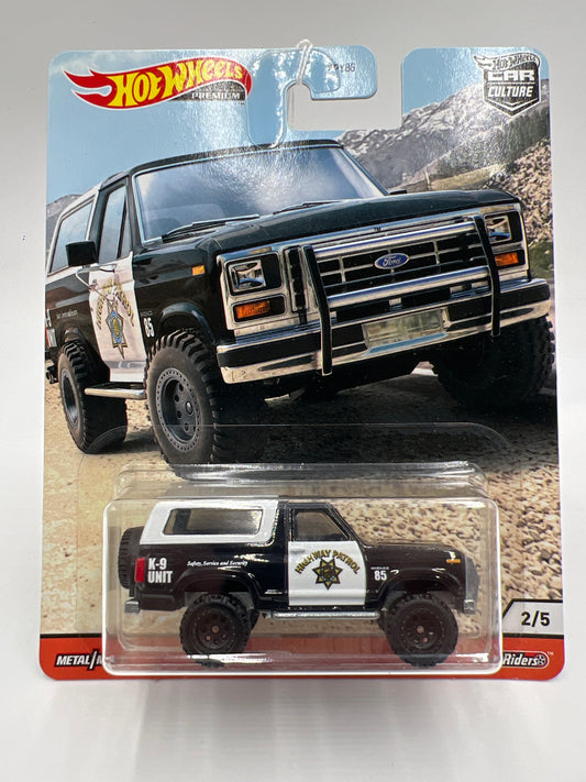 Hot Wheels Premium Wild Terrain #2 85 Ford Bronco Black/White Highway Patrol 253A