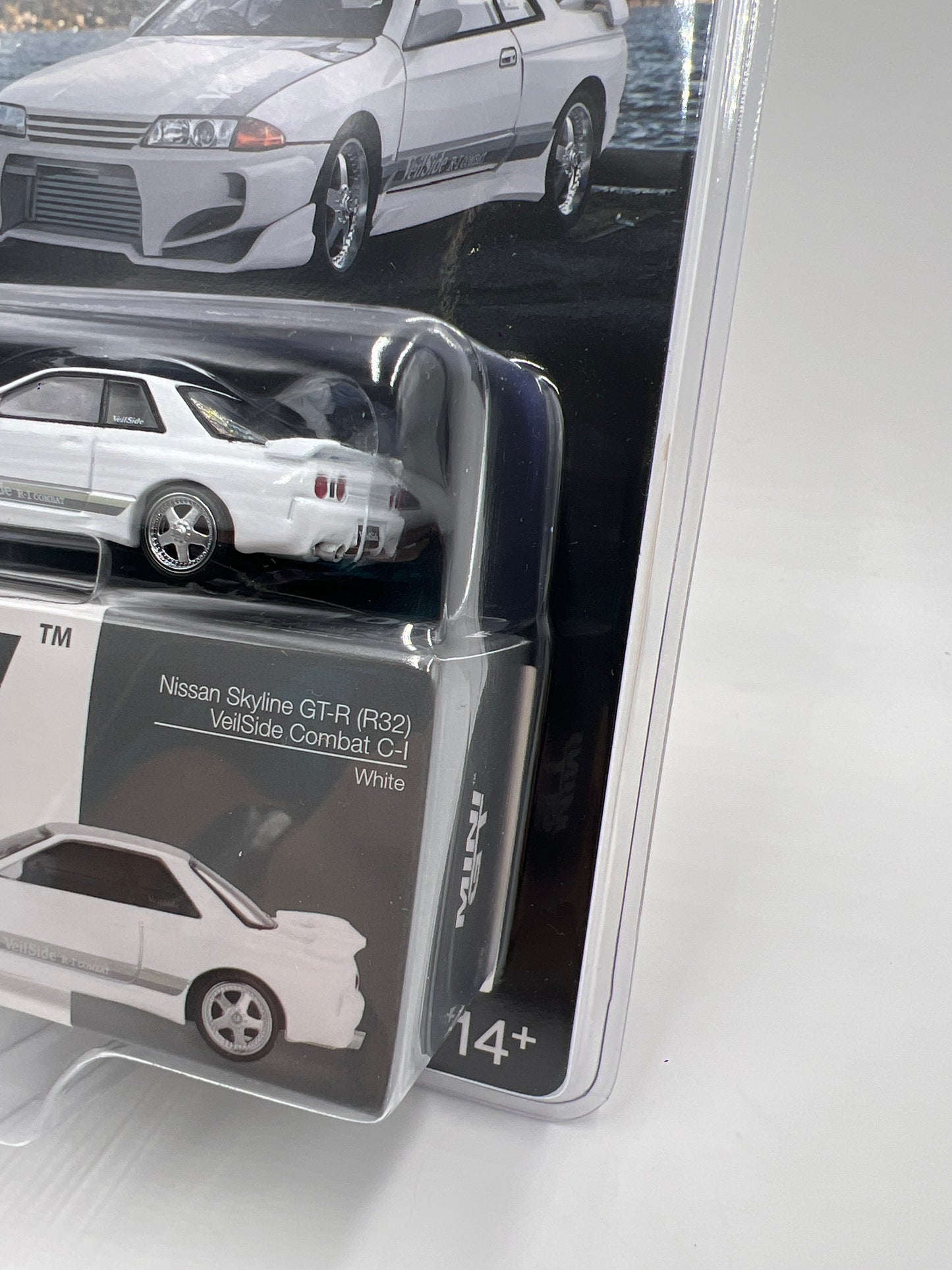 Mini GT #1066 Nissan Skyline GT-R R32 VeilSide Combat C-I White