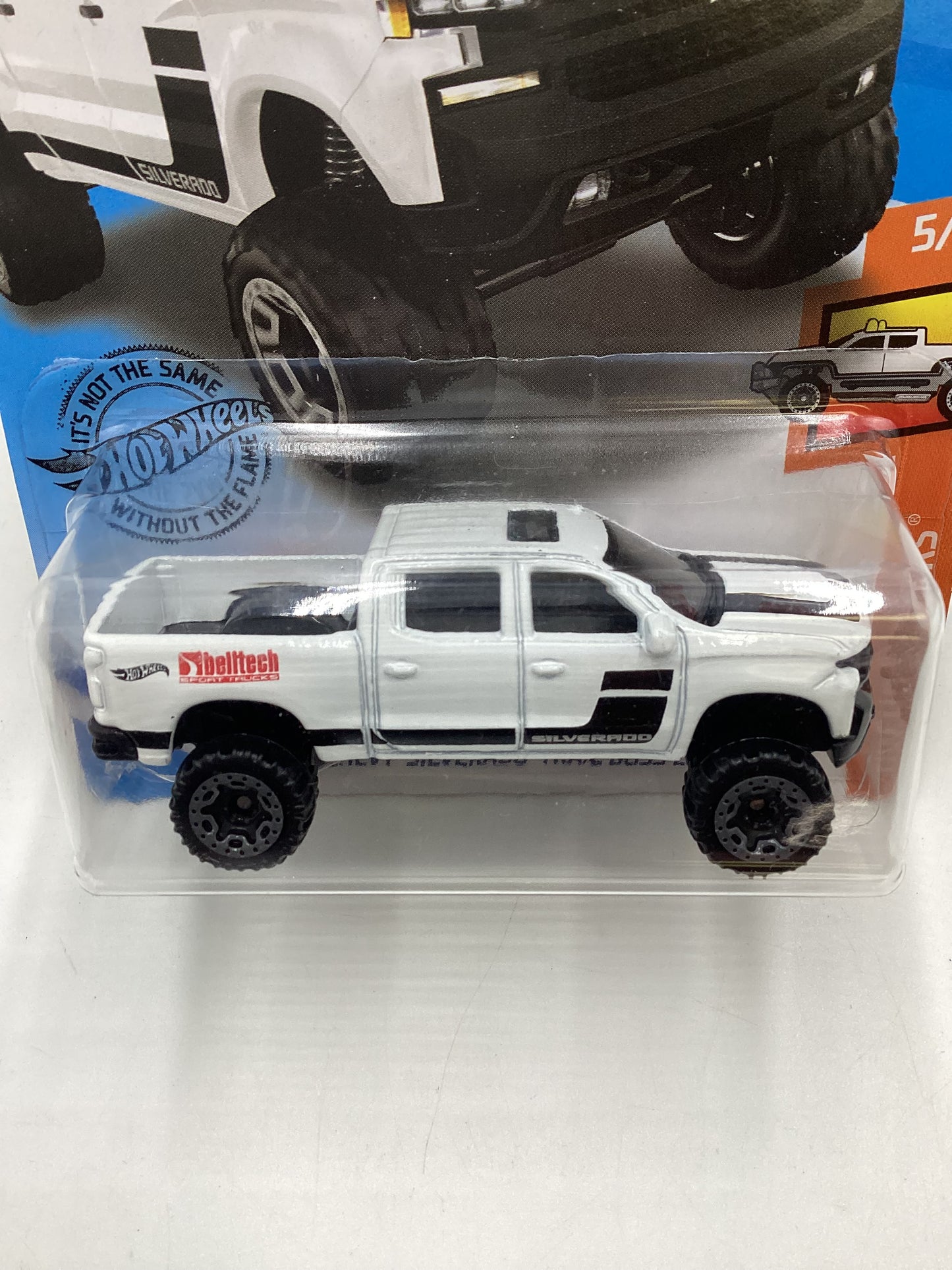 2020 Hot wheels HW Hot Trucks #151 19 Chevy Silverado Trail Boss LT 15A