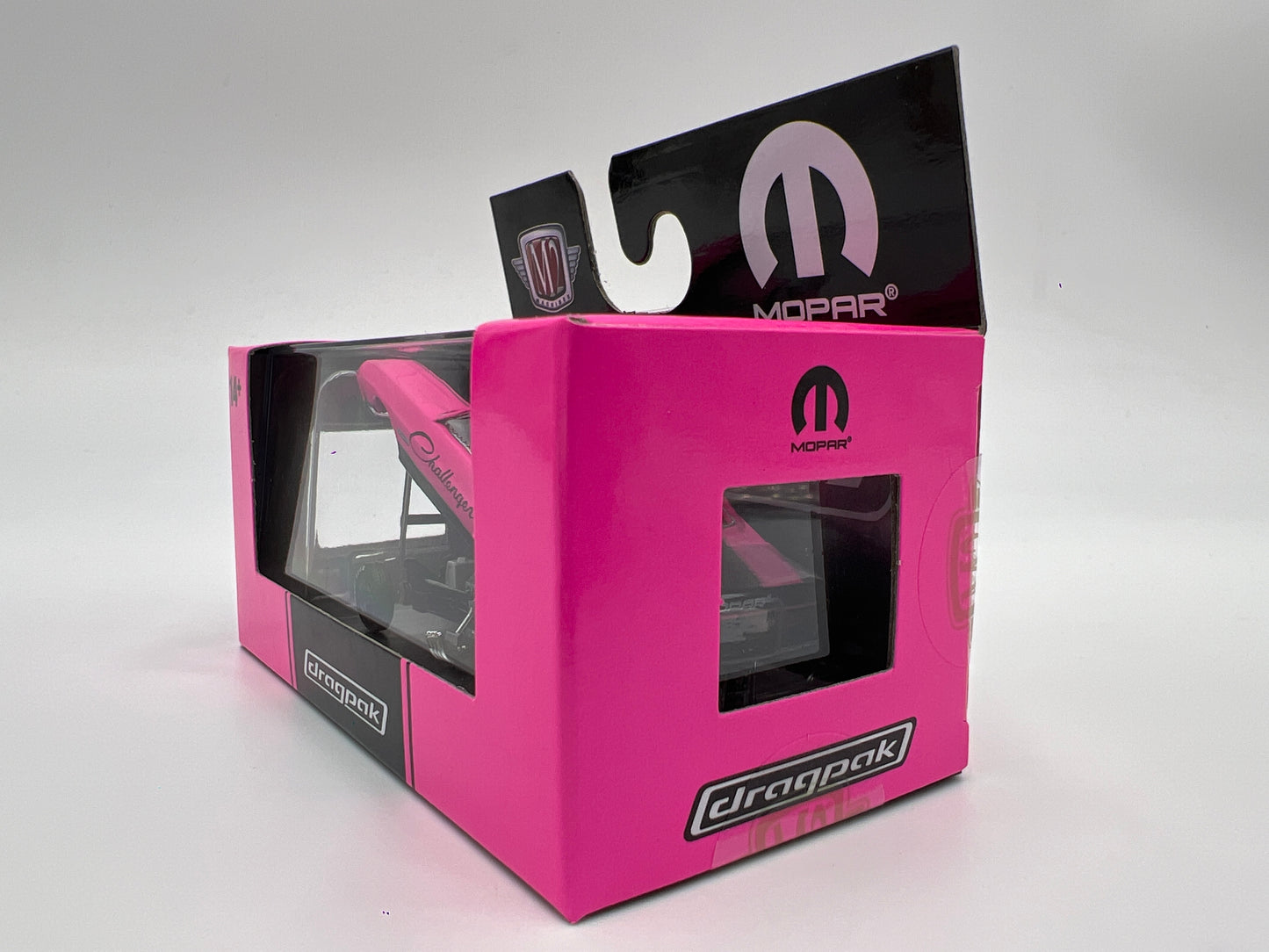 2025 M2 Machines Detroit Muscle Dragpak 1971 Dodge Challenger Funny Car Pink R86