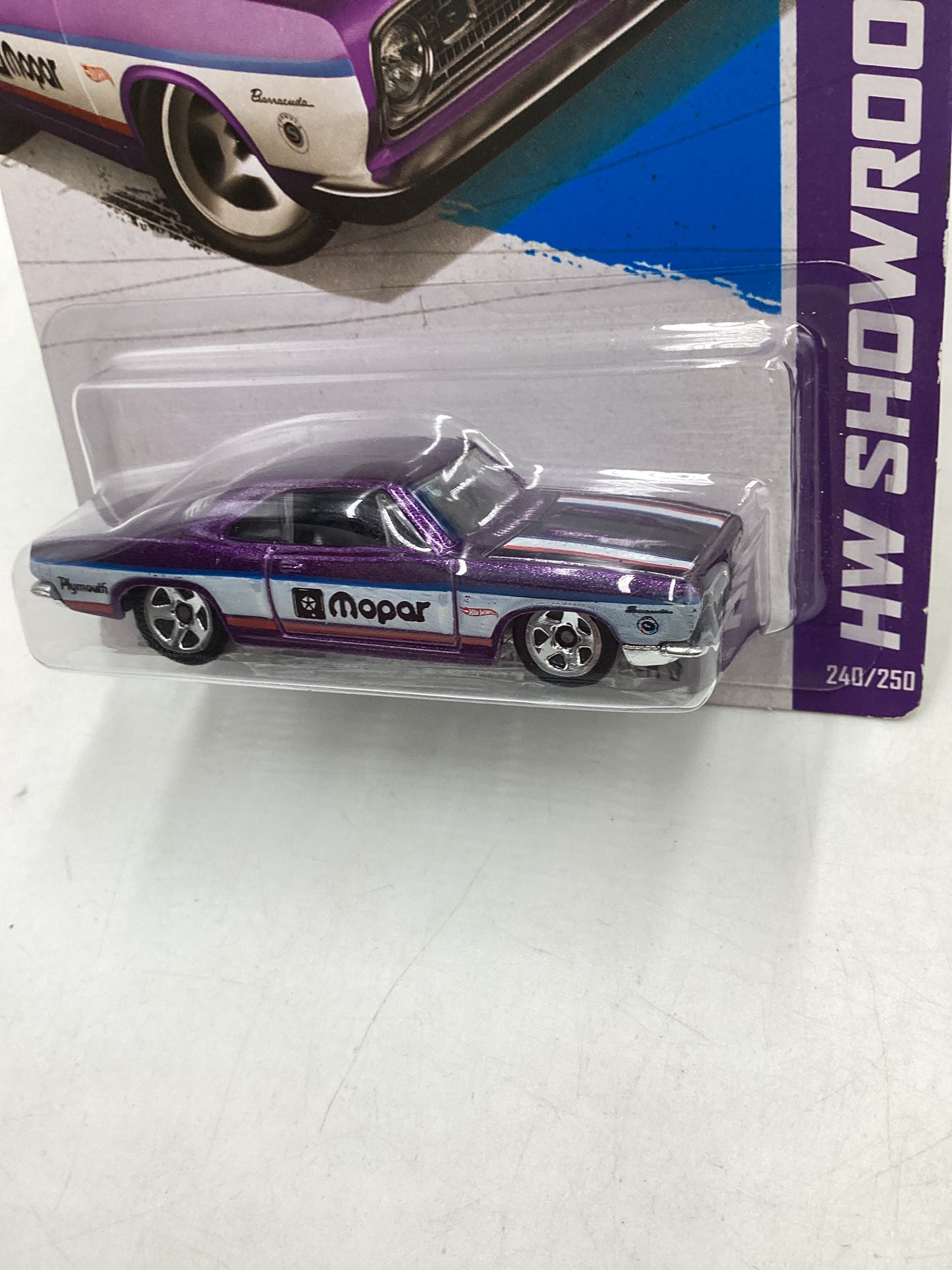 2013 Hot Wheels #240 68 Plymouth Barracuda Formula S Purple 39C