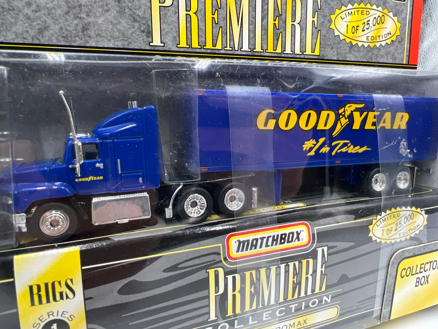 Matchbox Premiere Rigs Series 1 Ford Aeromax Goodyear