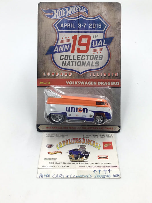 2019 hot wheels 19th annual collectors nationals Volkswagen Drag Bus Convention series 3297/5000 with Protector