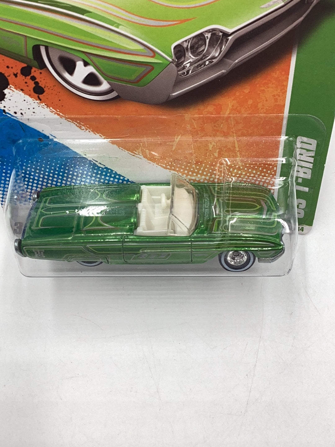 2011 hot wheels super treasure hunt #56 63 T-Bird W/ Protector