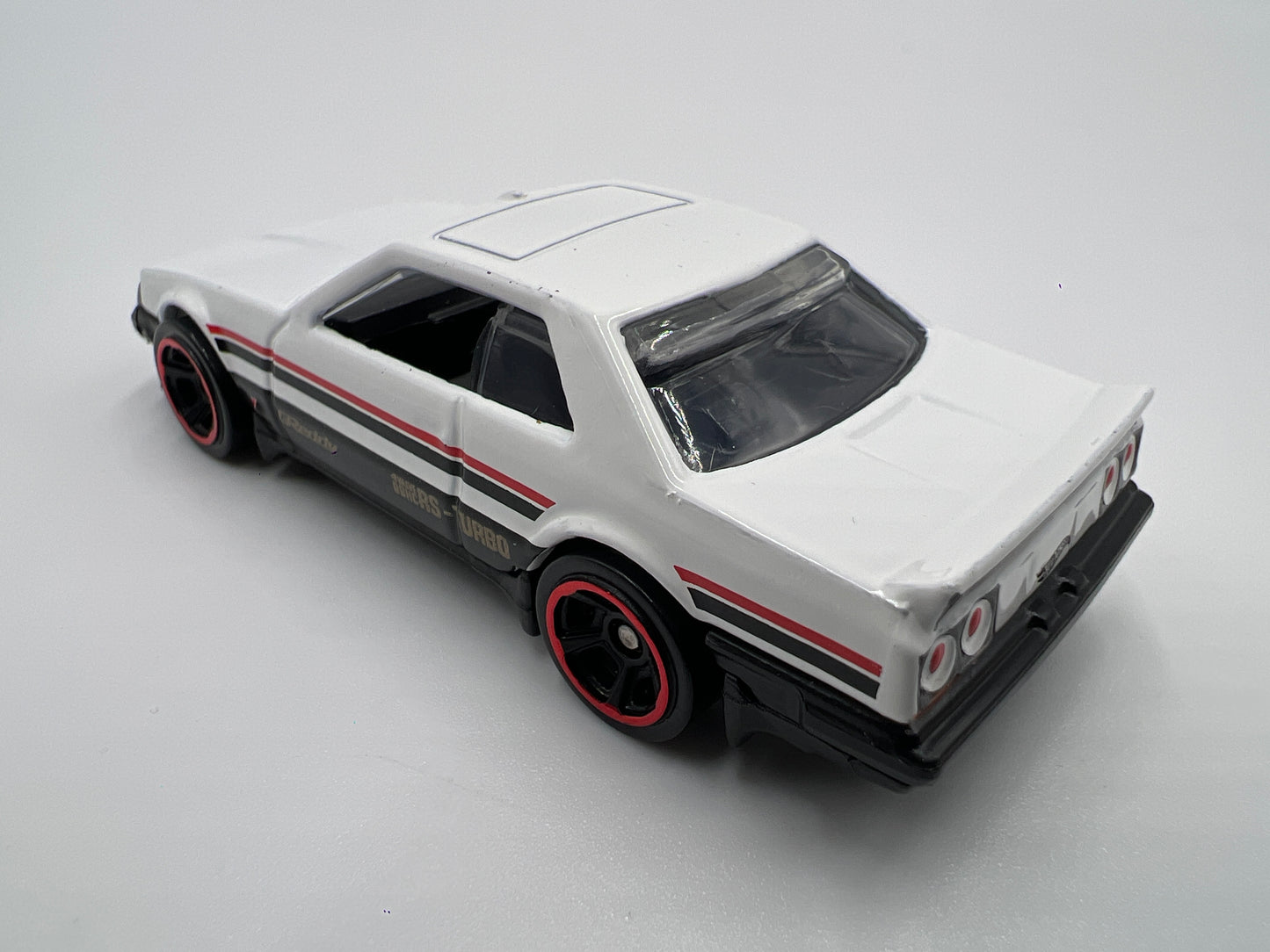 Hot Wheels 1/64 82 Nissan Skyline R30 White Loose