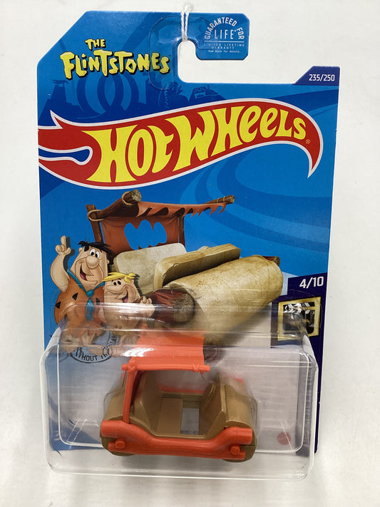 2020 Hot Wheels  #235 The Flintstones Flintmobile 117A