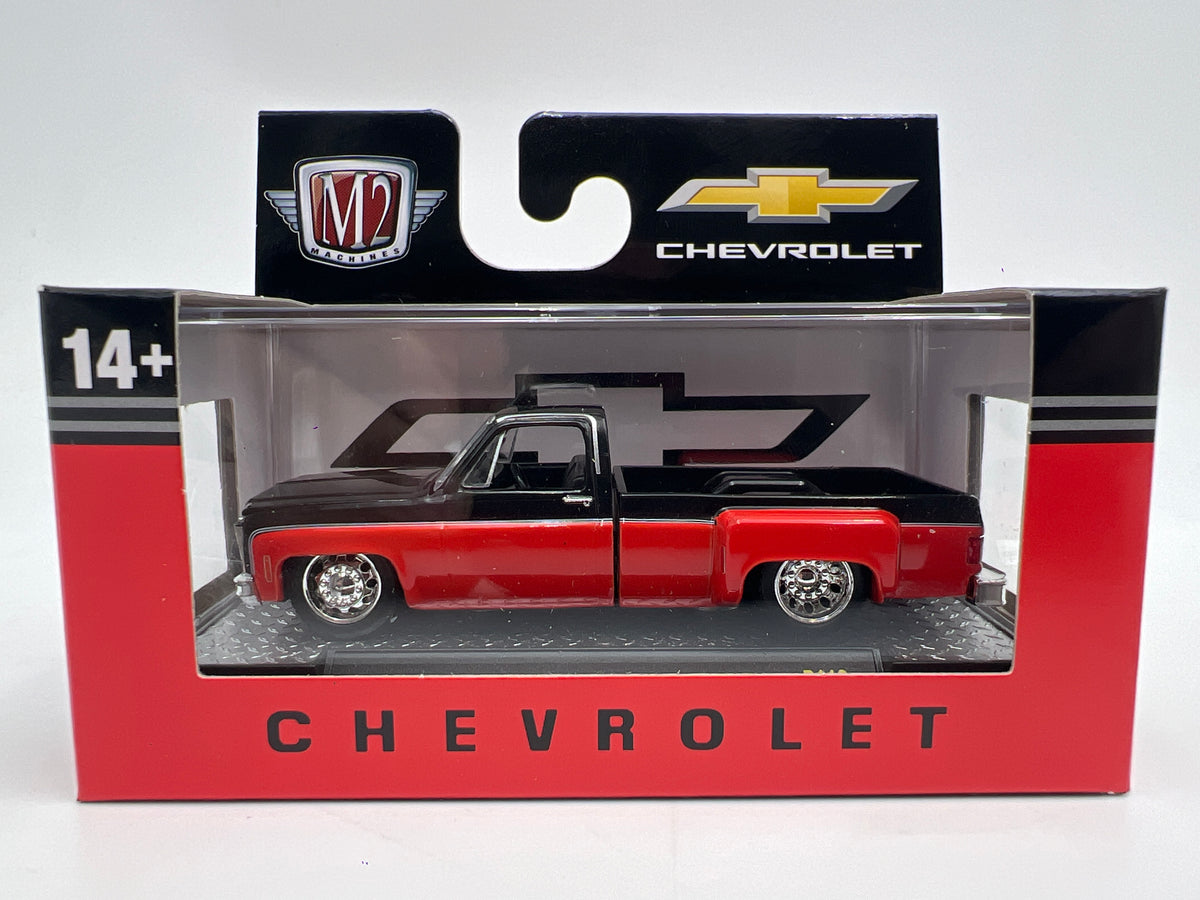 M2 Machines R112 1980 Chevrolet Silverado C30 Custom Red/Black