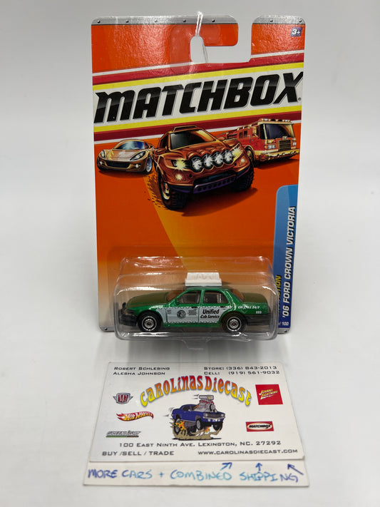 Matchbox City Action #68 06 Ford Crown Victoria Green 208F