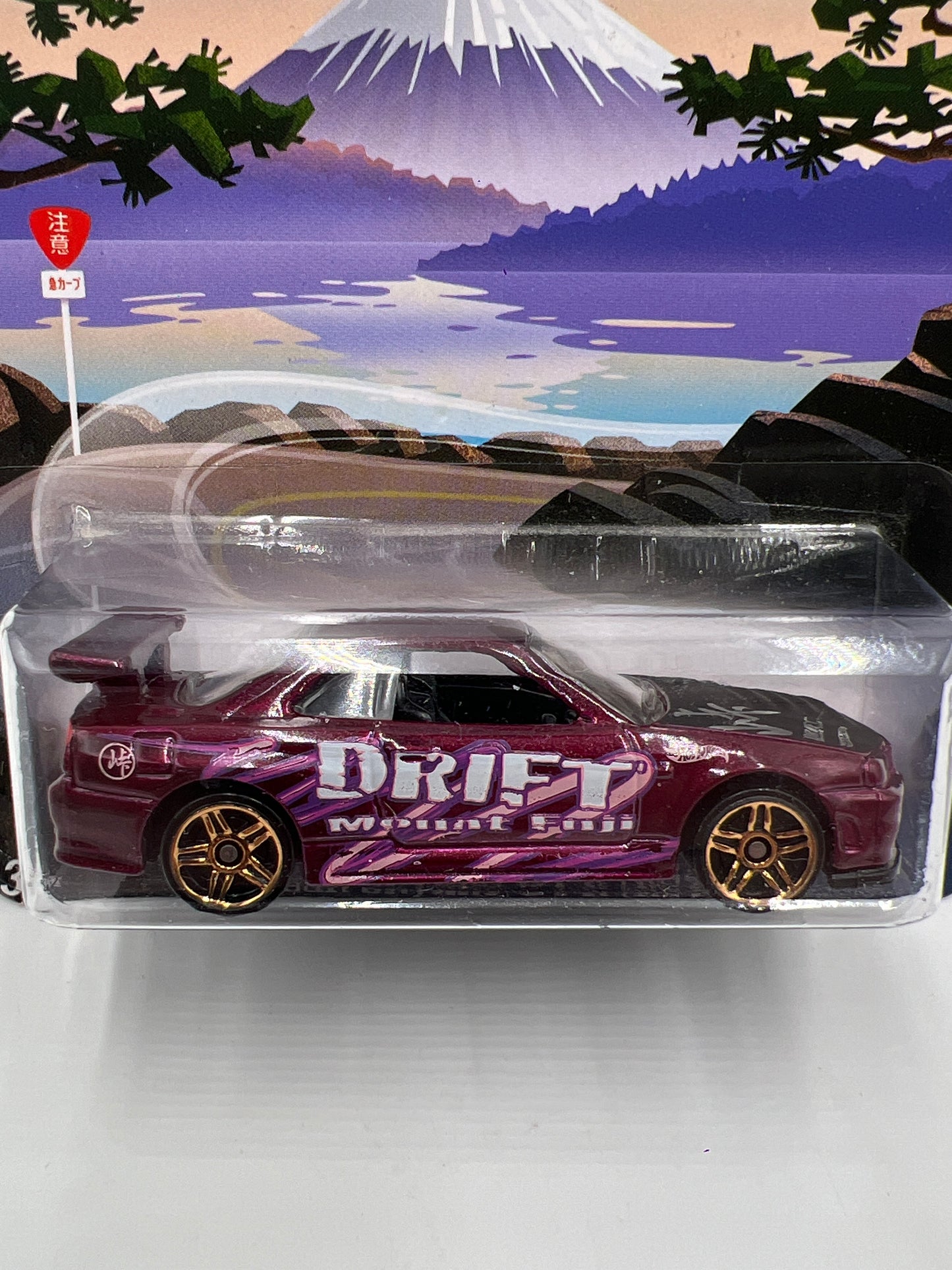 Hot Wheels HW Road Trippin #9 Nissan Skyline GT-R R34 W/Protector