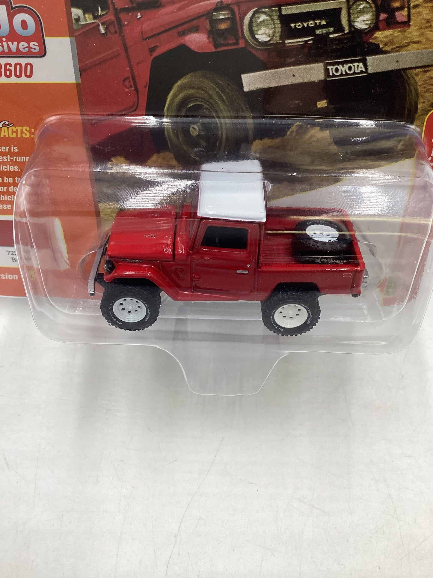 Johnny Lightning Toyota Land Cruiser MiJo exclusive 1980 Toyota Land Crusier