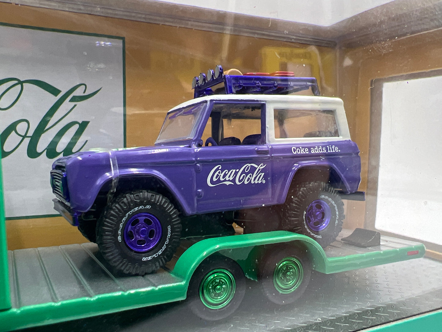 M2 Machines Auto Haulers Coca Cola CHASE 1969 Ford F-100 Ranger 4x4 & 1966 Ford Bronco TW35