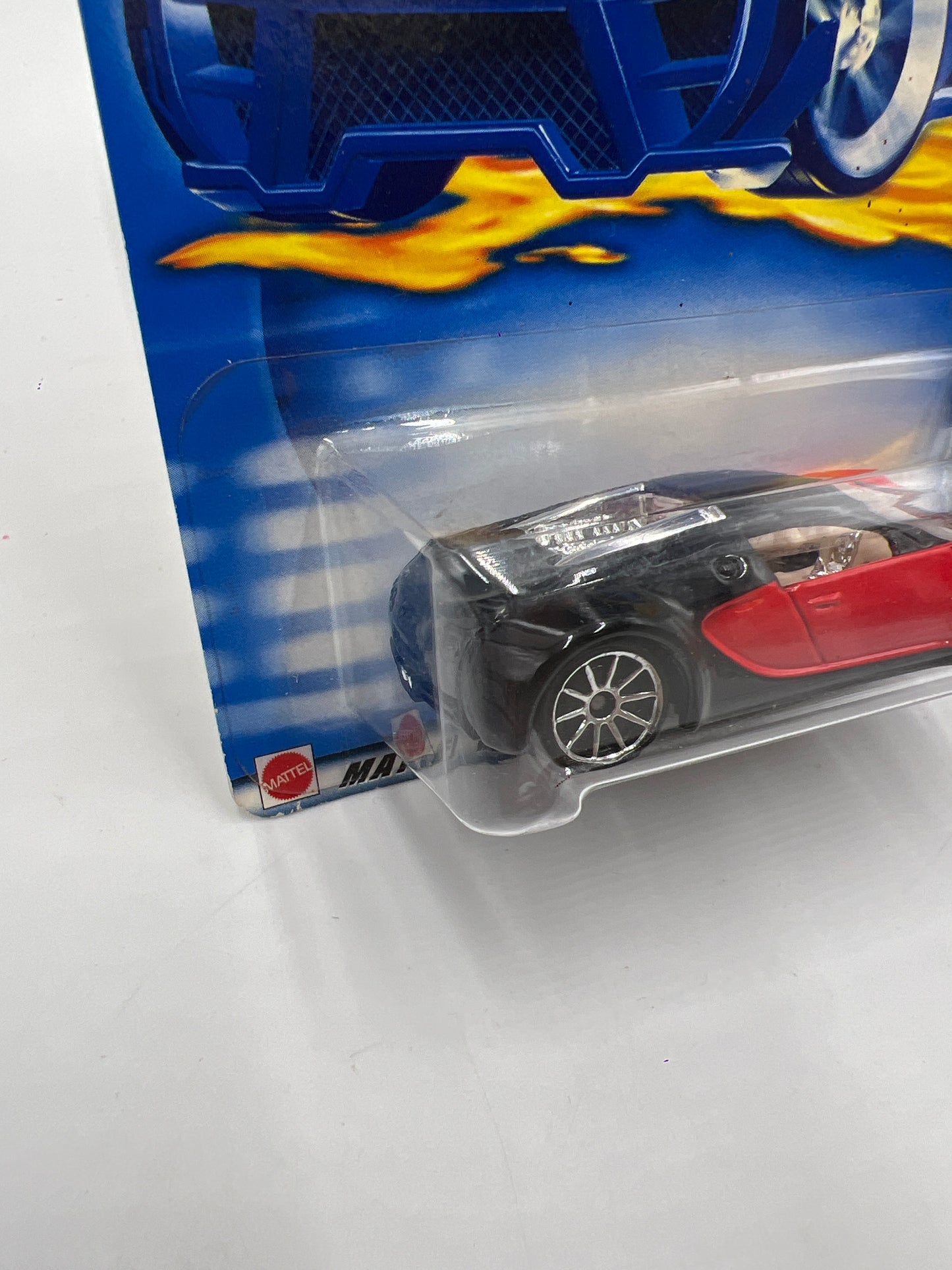 2003 Hot Wheels First Editions #030 Bugatti Veyron Red/Black W/Protector