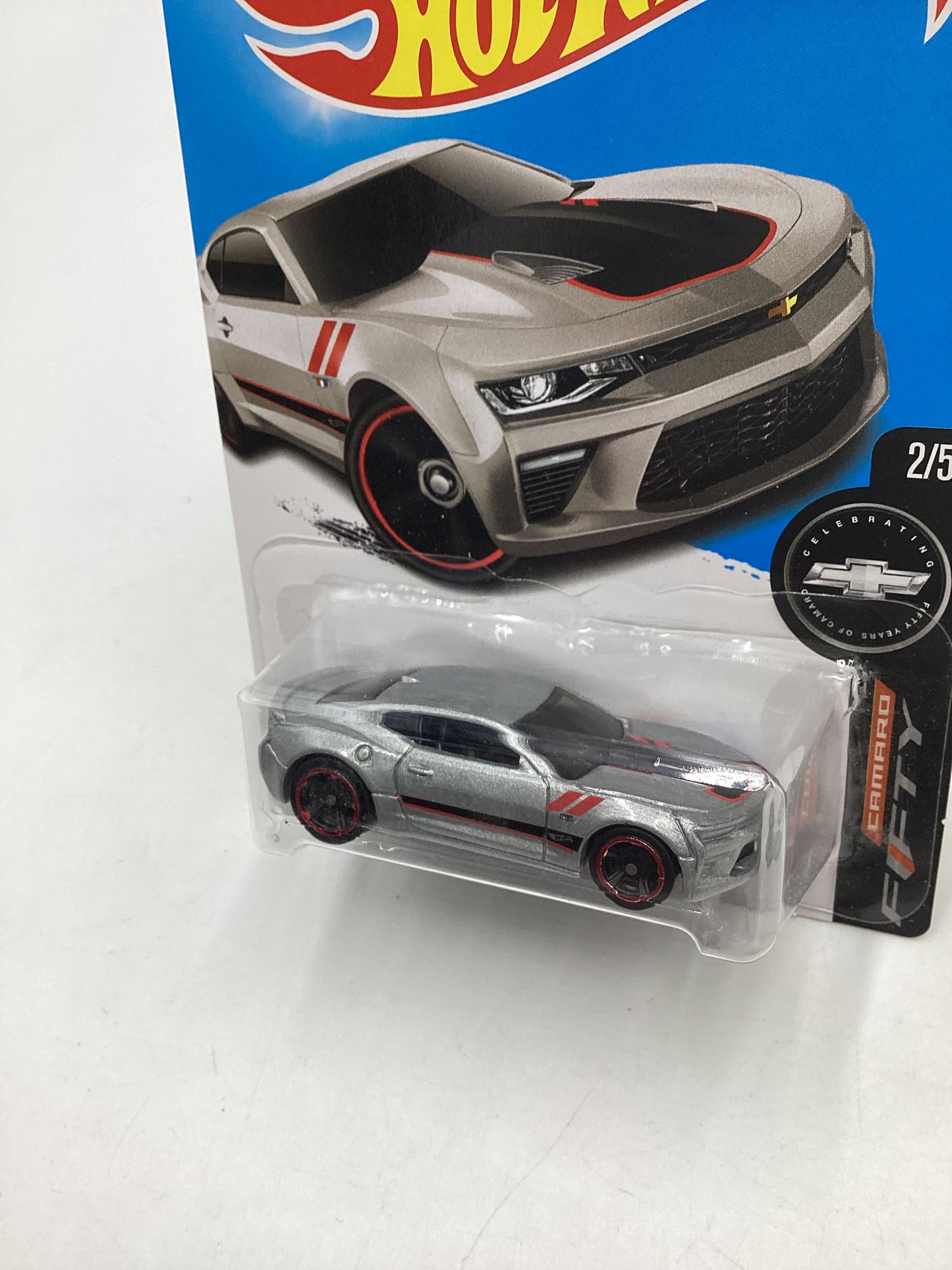 2017 Hot wheels #155 Silver 16 Camaro SS 4B