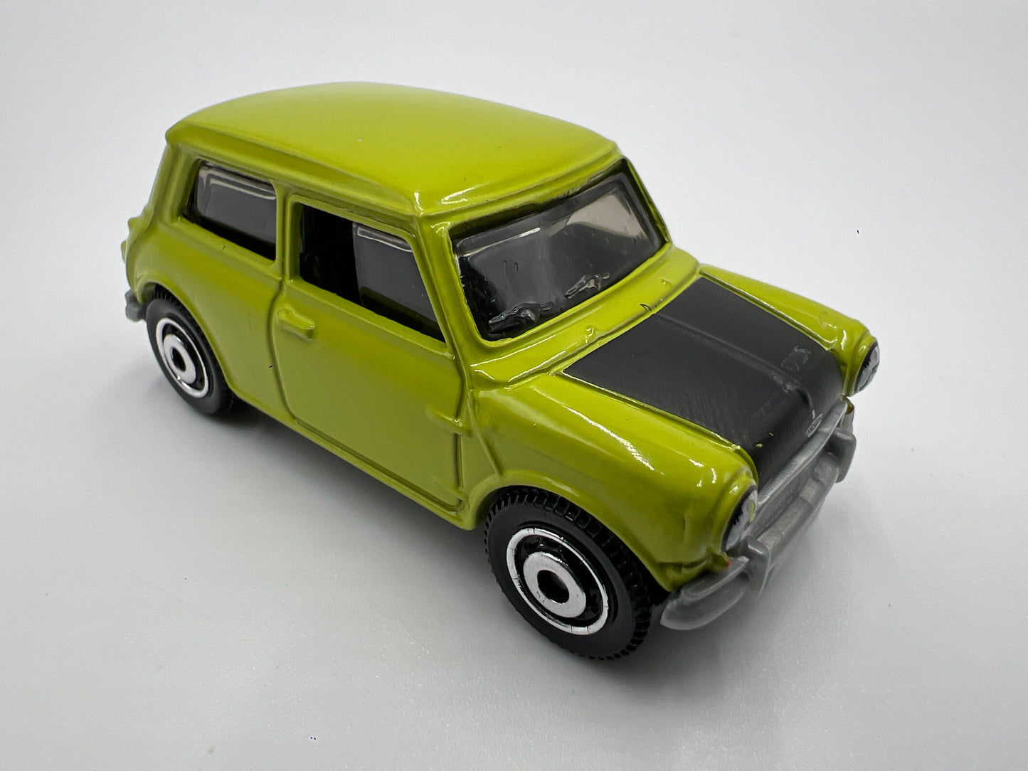 Matchbox 1/64 1964 Austin Mini Cooper Green Loose