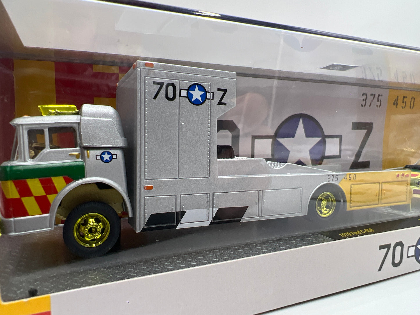 M2 Machines Auto Haulers CHASE 1970 Ford C-950 & 1970 Ford Mustang Boss 429 R48