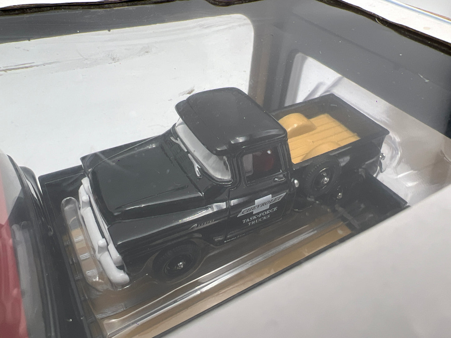 M2 Machines 1/24 S04 Walmart 2 Pack 1958 Chevrolet Apache Step Side Truck Black
