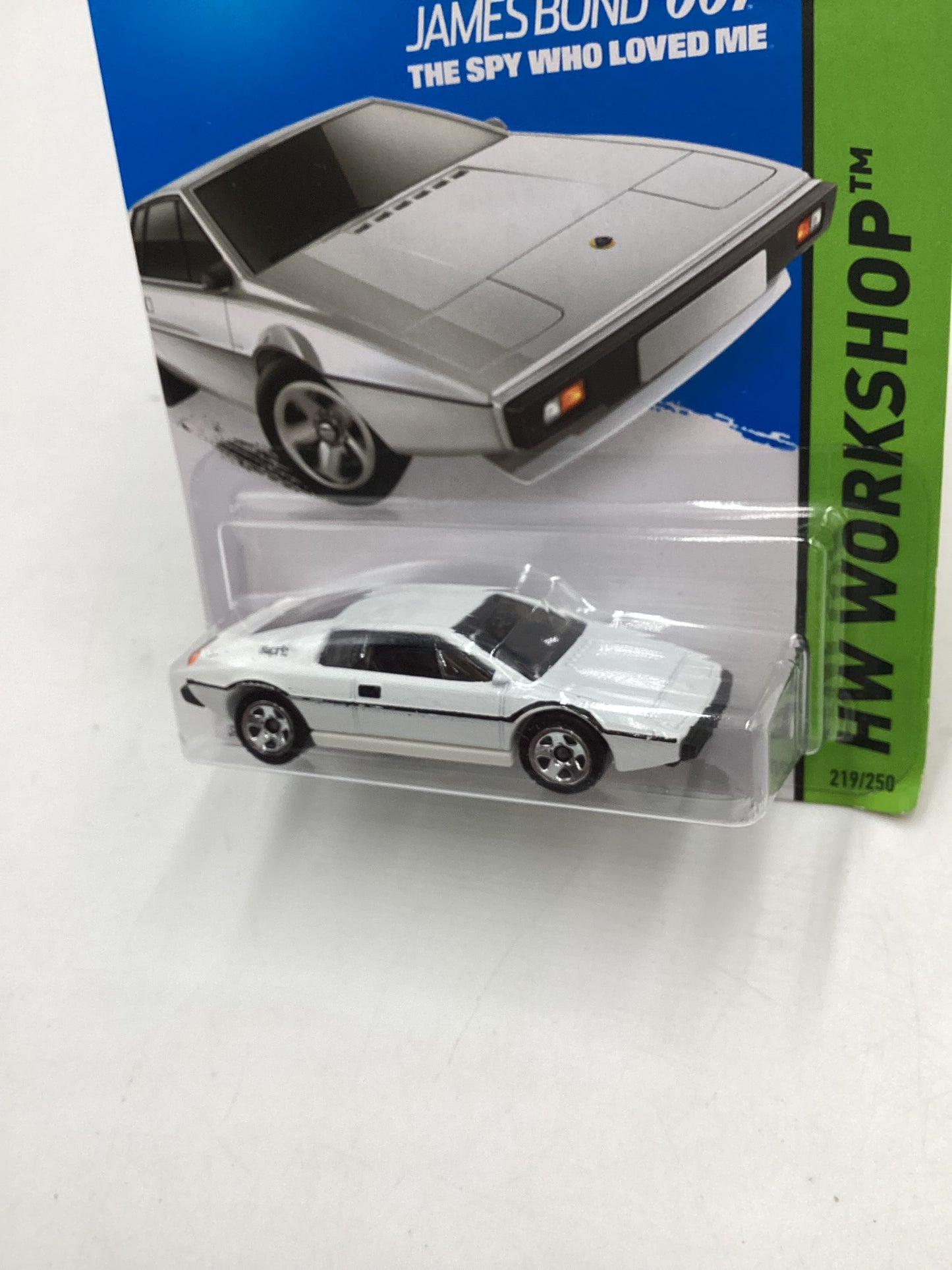 2015 Hot Wheels Workshop #219 Lotus Esprit S1 White 62C