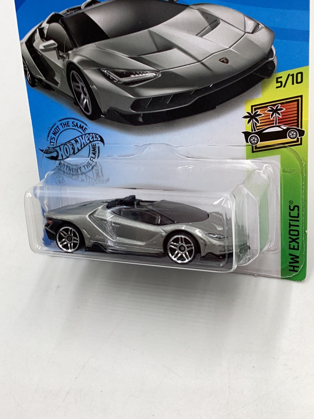 2019 Hot wheels #213 16 Lamborghini Centenario Roadster 102G