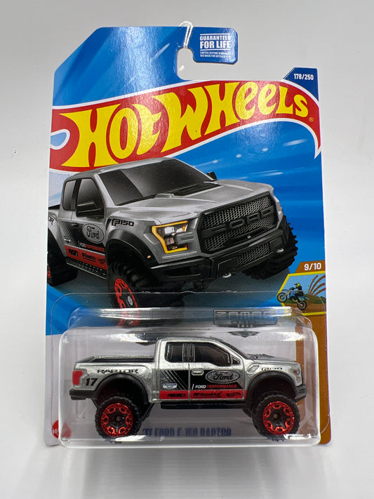 2025 Hot Wheels Walmart Exclusive Zamac 10 #178 17 Ford F-150 Raptor small crease j hook 143B