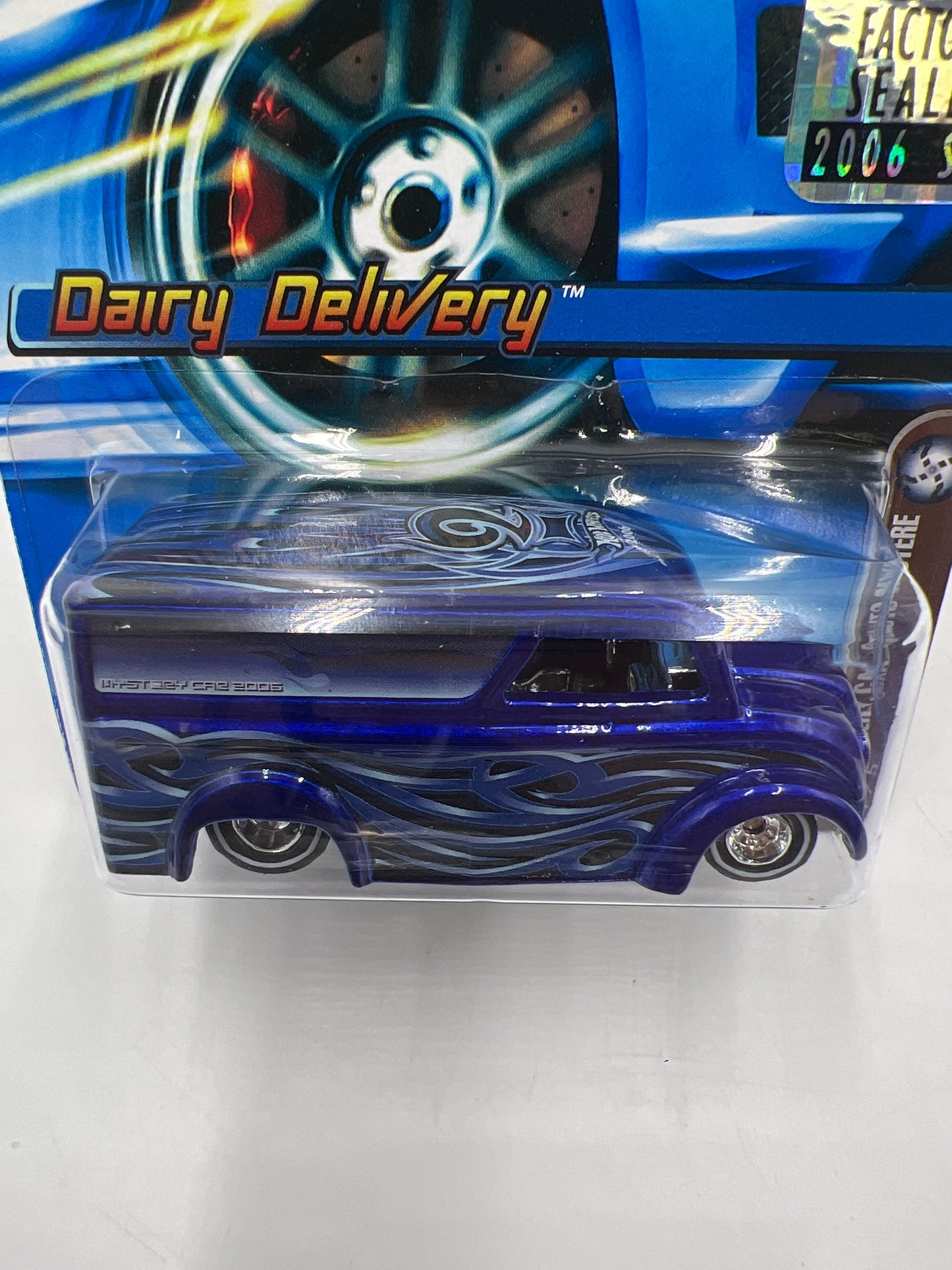 2006 Hot Wheels #219 Mystery Car/Auto Mystere Dairy Delivery Factory Sealed W/Protector