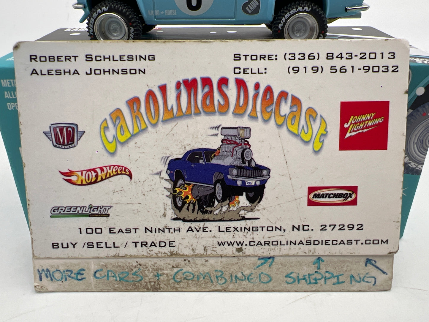 Mini GT x Kaido House #092 Datsun 510 Wagon 4x4 Holiday Winter Edition