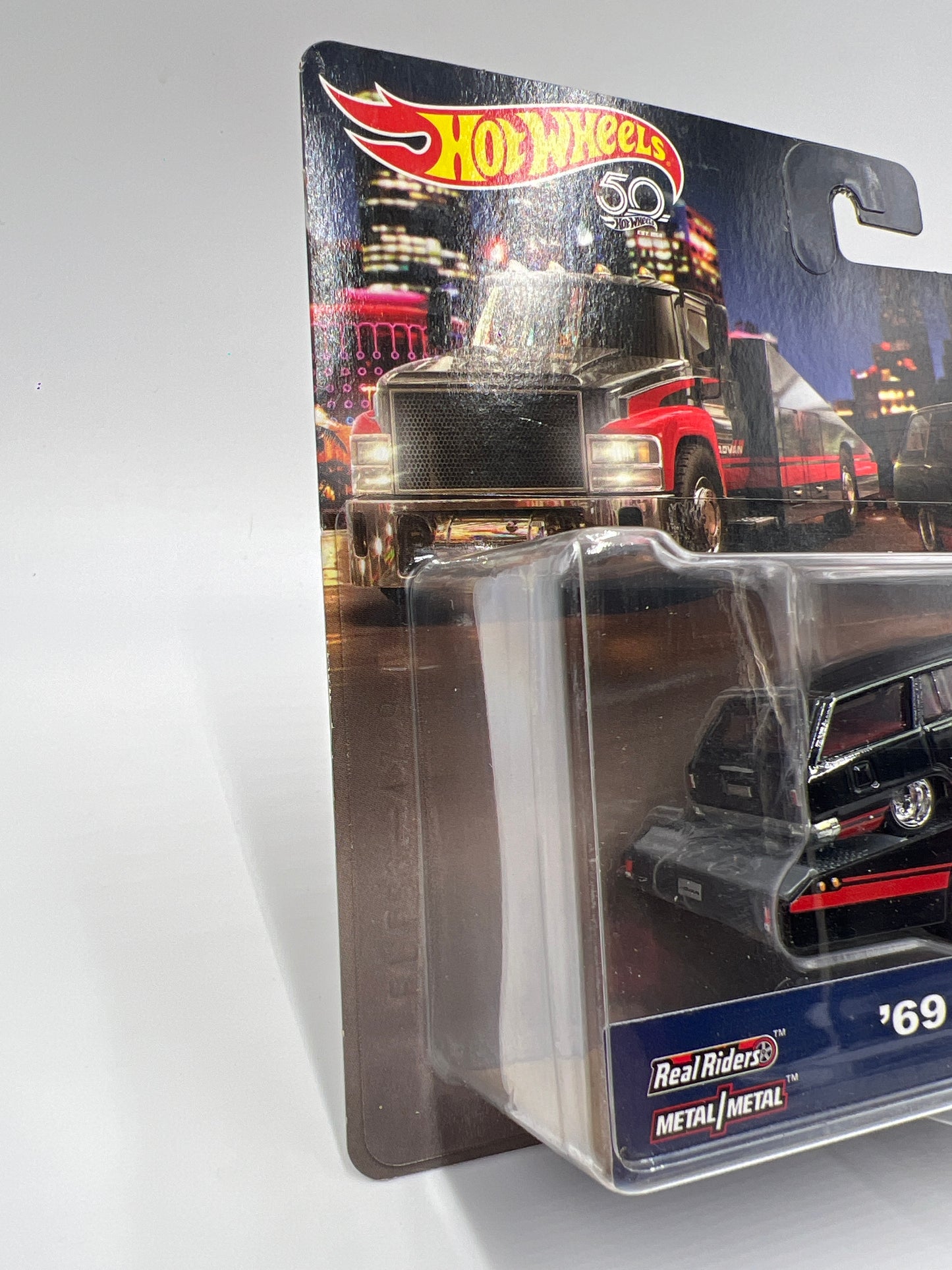 2018 Hot Wheels Team Transport #3 69 Nissan Skyline Van & Carry On Advan W/Protector