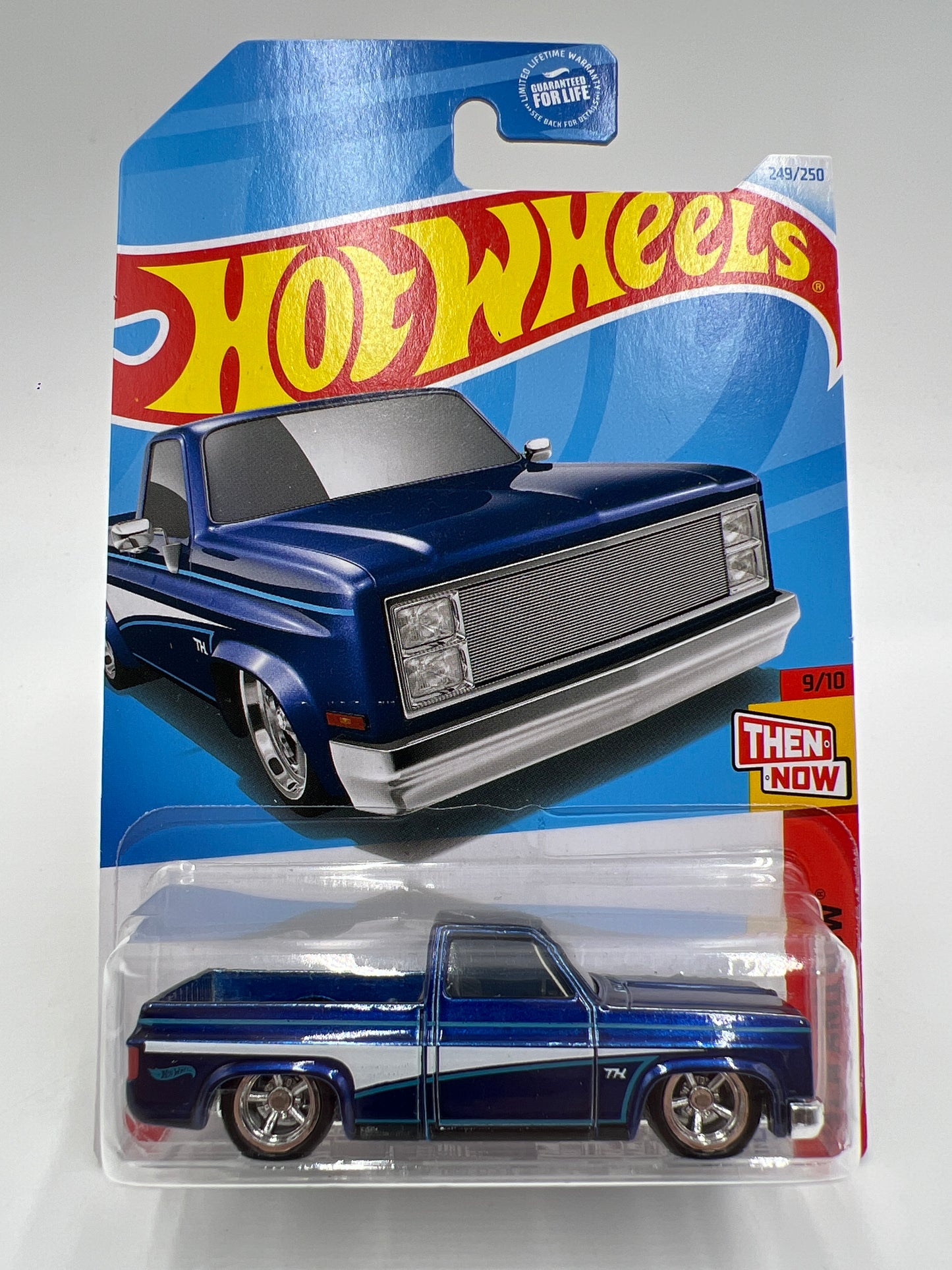 2024 Hot Wheels Super Treasure Hunt #249 83 Chevy Silverado Blue W/Protector