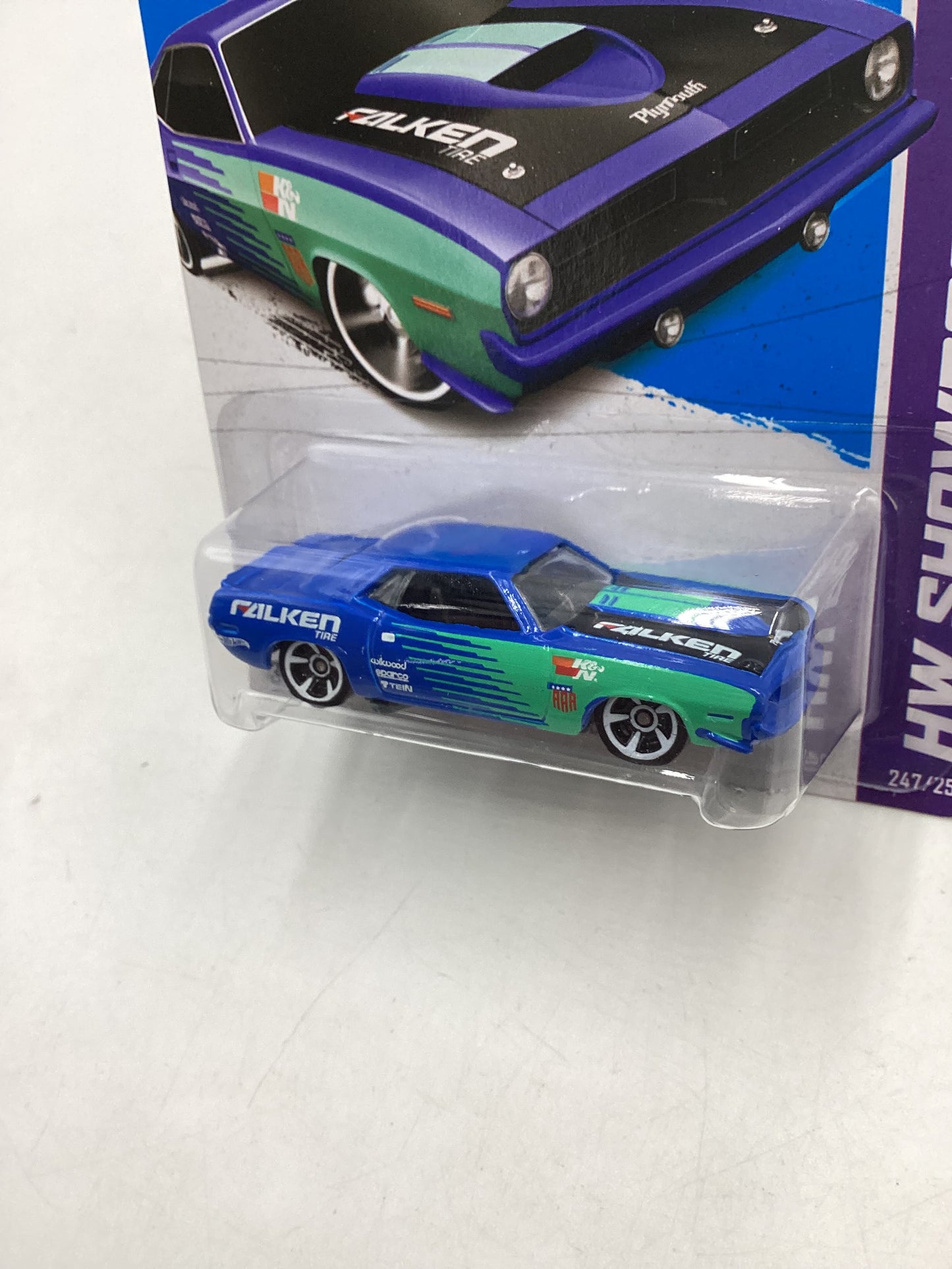 2013 Hot Wheels #247 70 Plymouth AAR Cuda Falken 43B