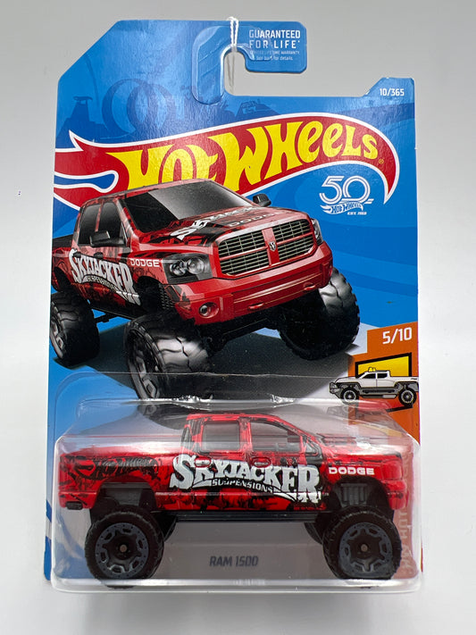 2018 Hot Wheels Hot Trucks #10 Ram 1500 Skyjacker Red 42A