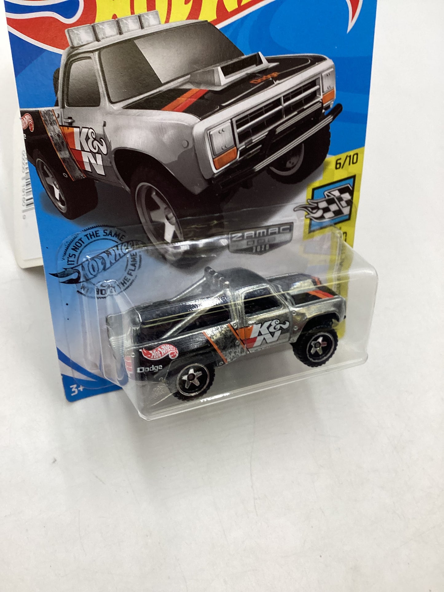 2020 Hot wheels Zamac 008 #128 87 Dodge D100 148D