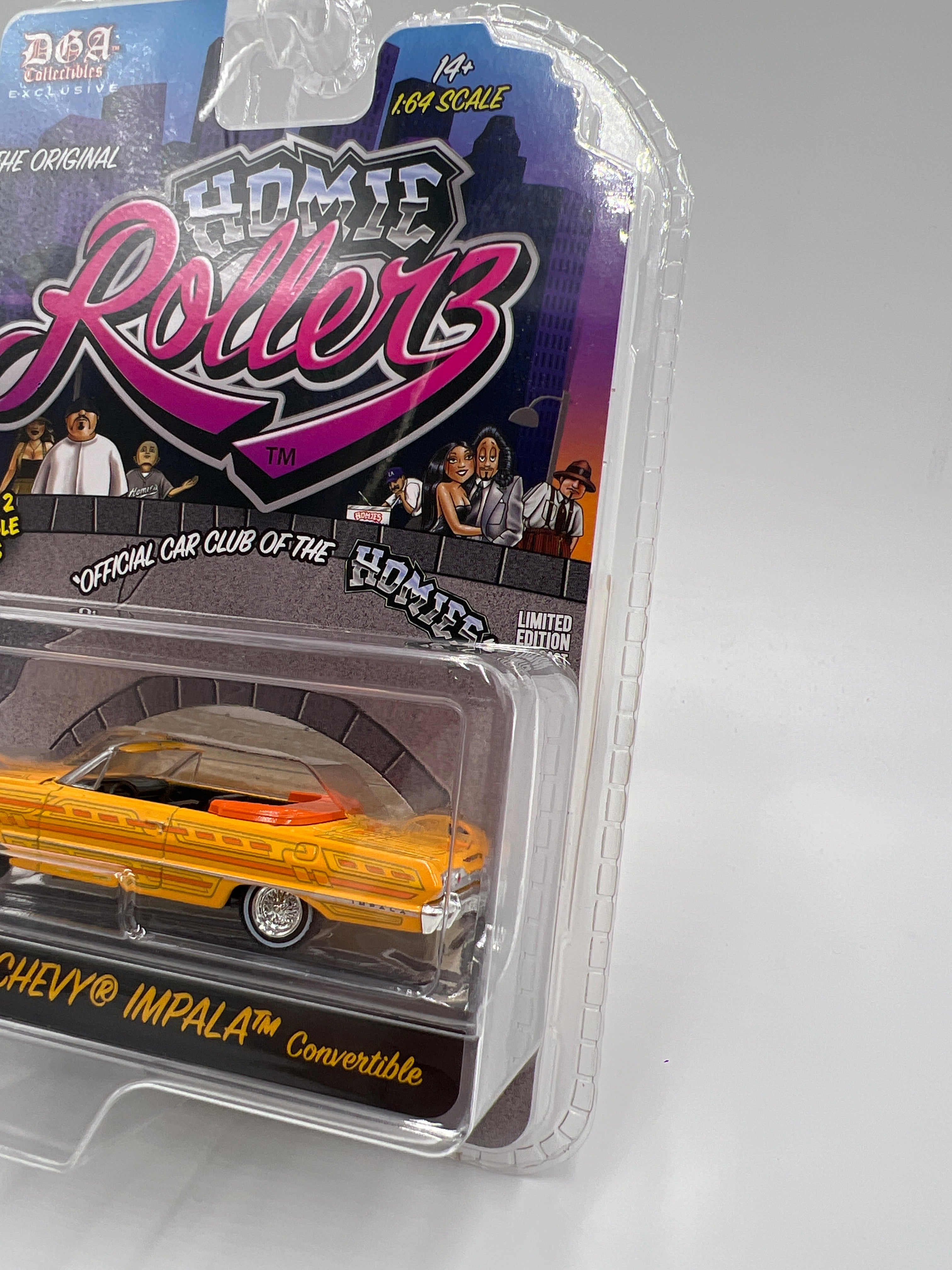 Greenlight x DGA Homie Rollerz 63 Chevy Impala Convertible & Big