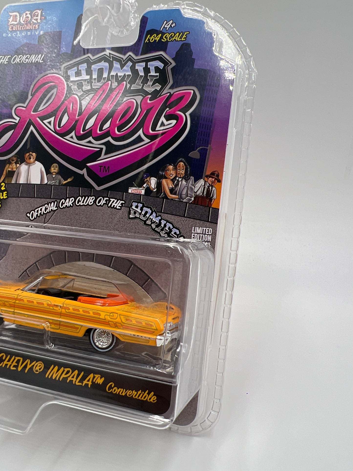 Greenlight x DGA Homie Rollerz 63 Chevy Impala Convertible & Big Los/Pistoman 222F